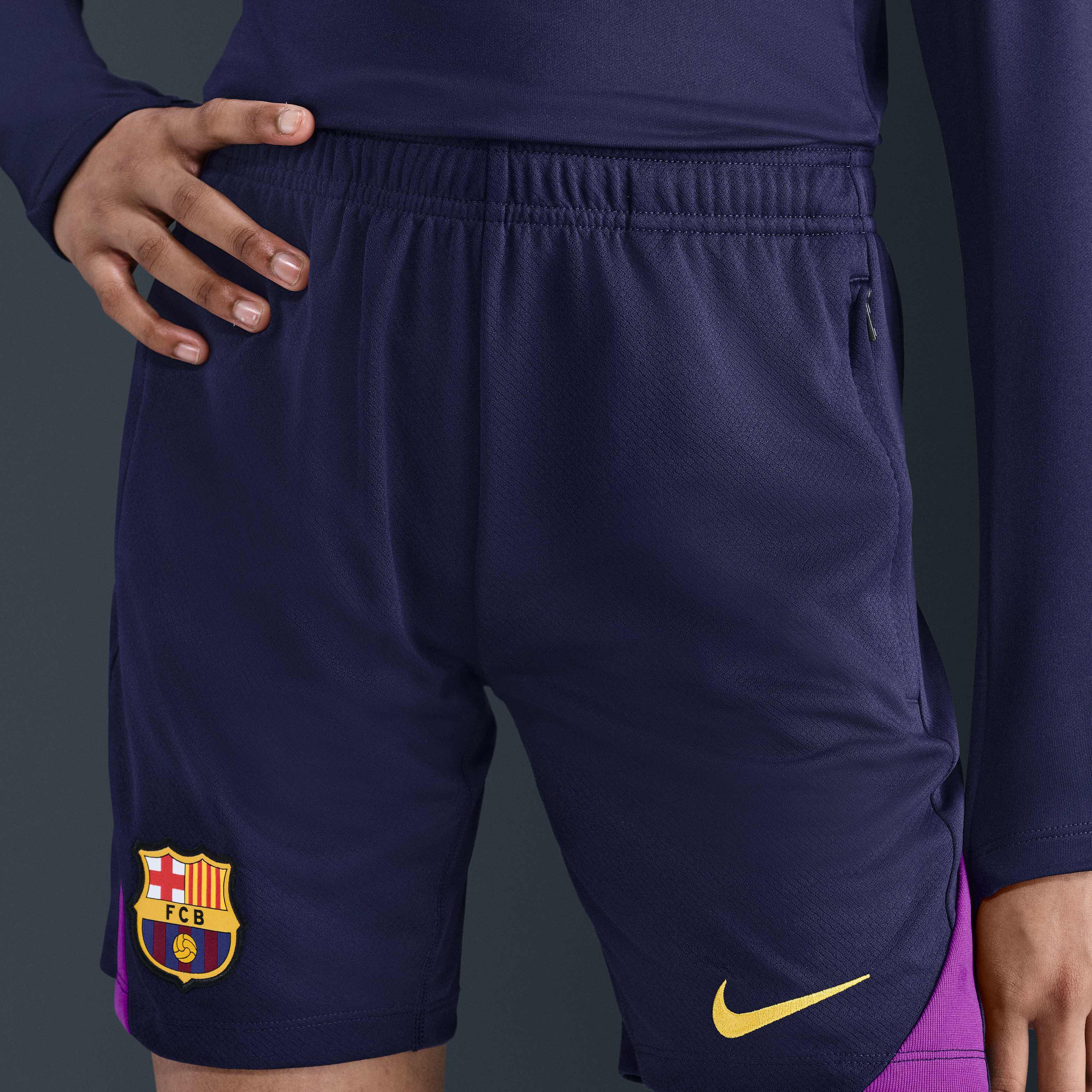F.C. Barcelona Strike image number 1