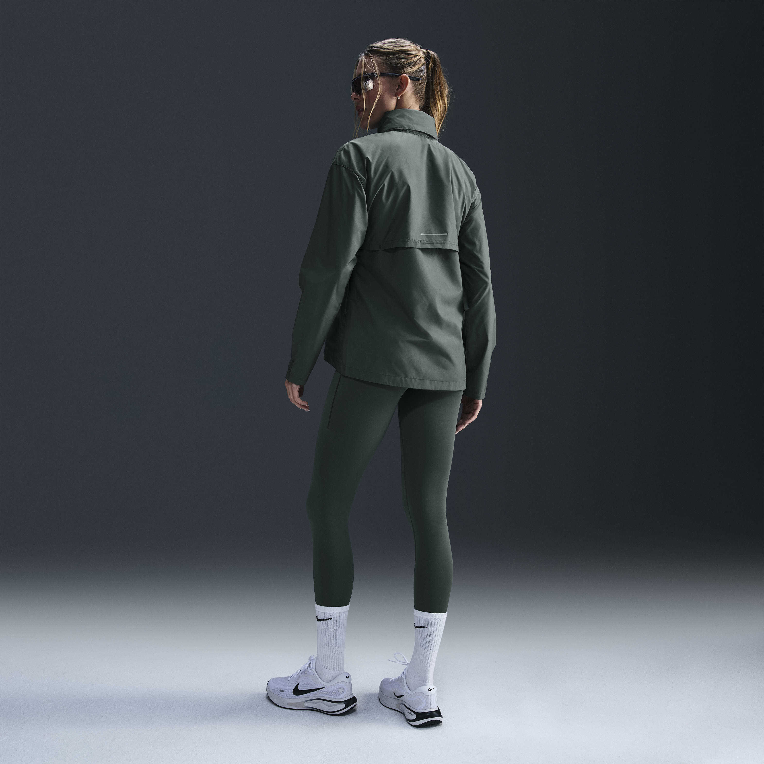 Nike Fast Repel image number 4