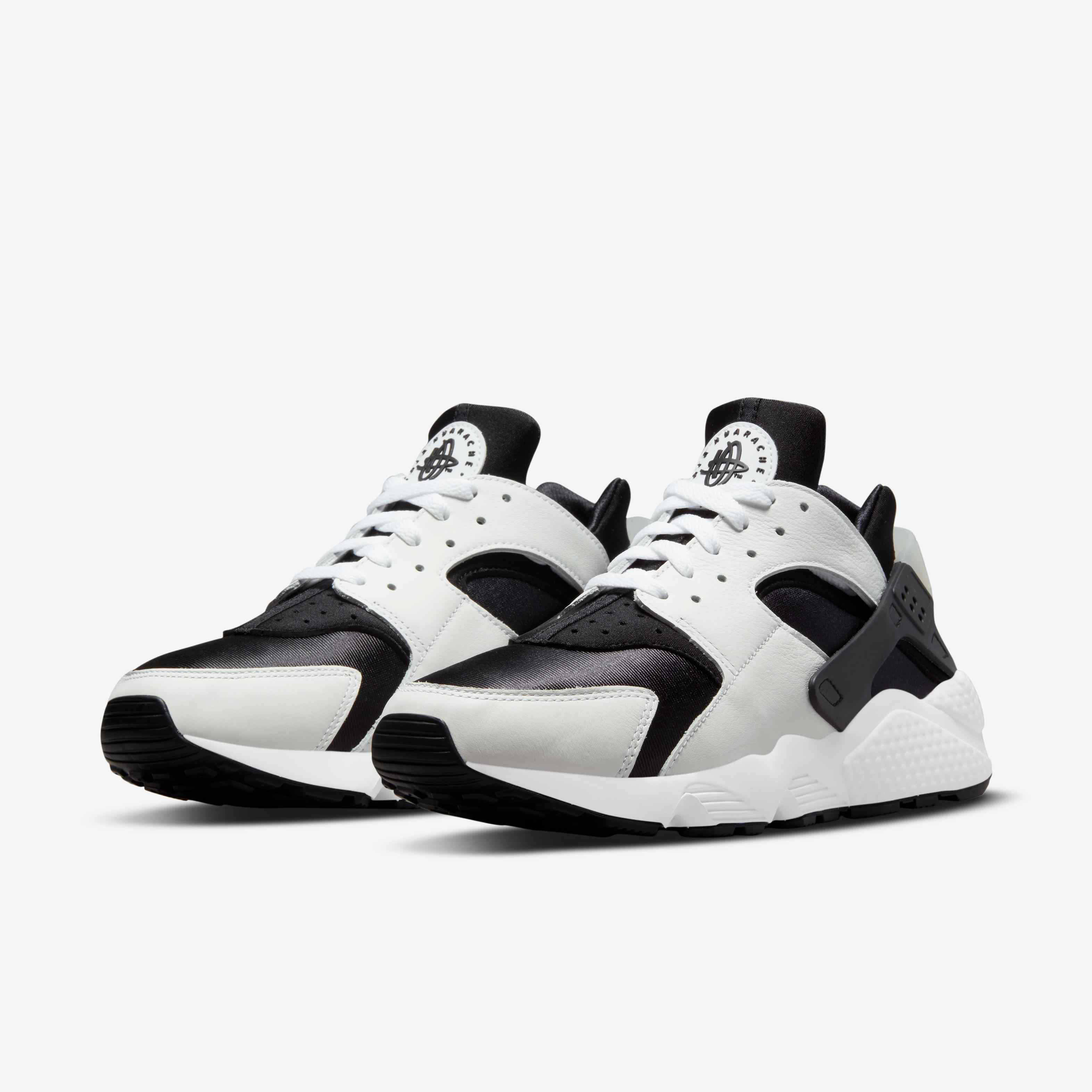 Nike Air Huarache image number 4