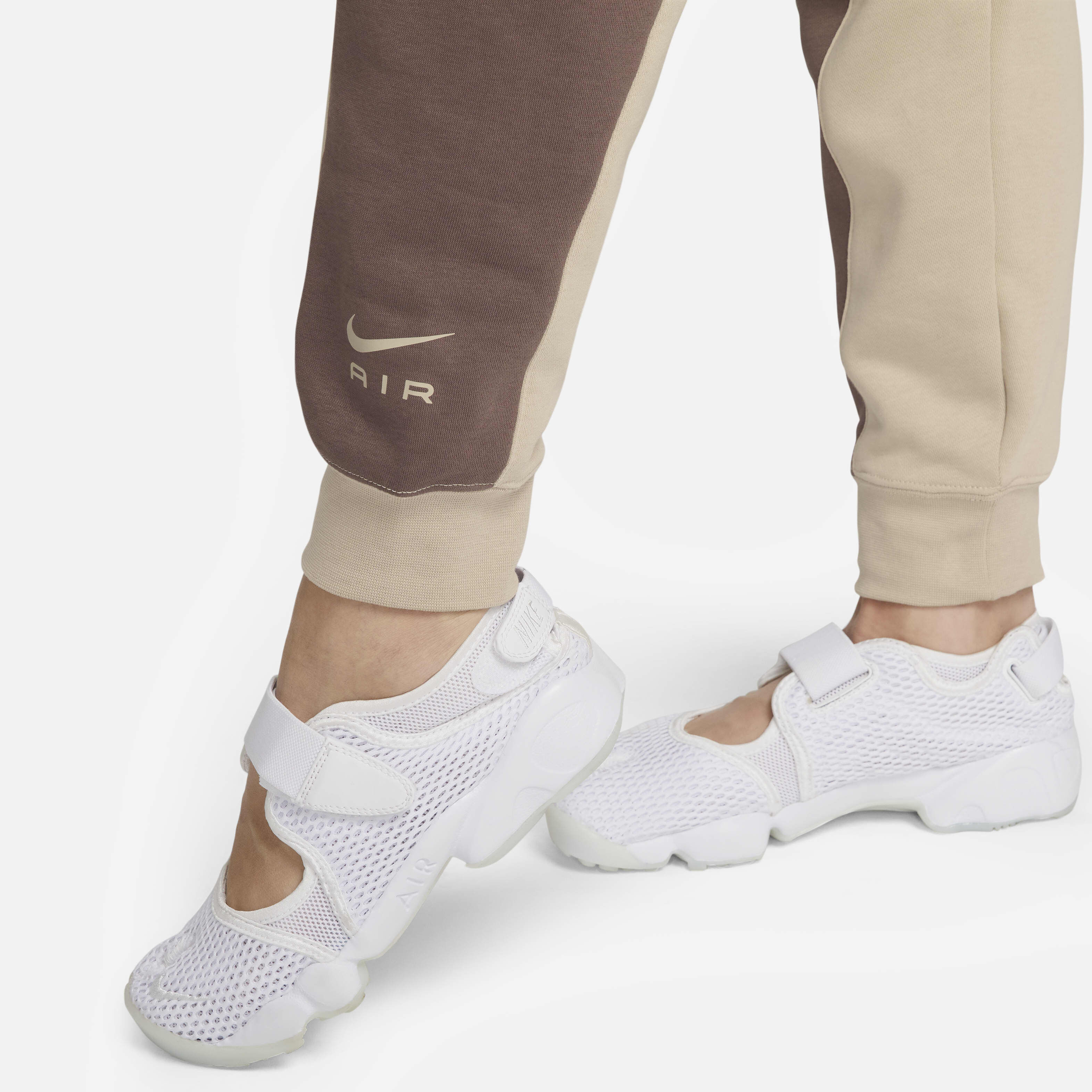 ليقنز اير image number 3