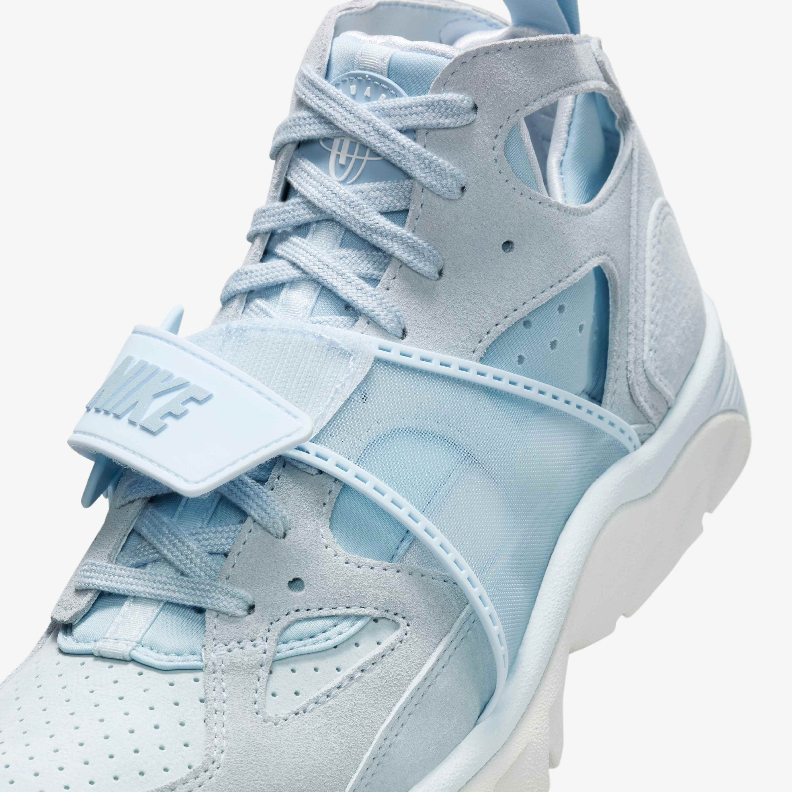 Nike Air Trainer Huarache image number 6