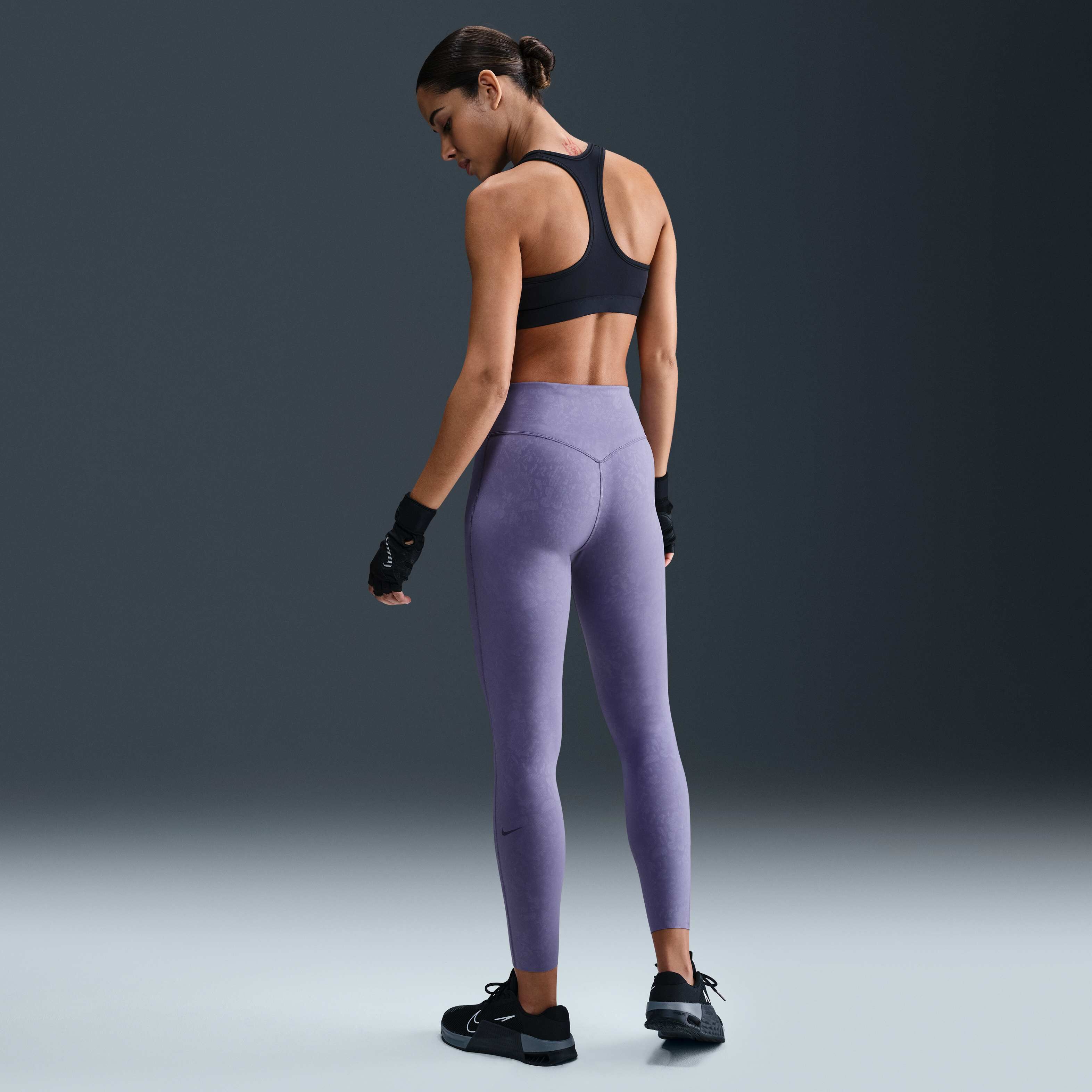 Nike Universa image number 3