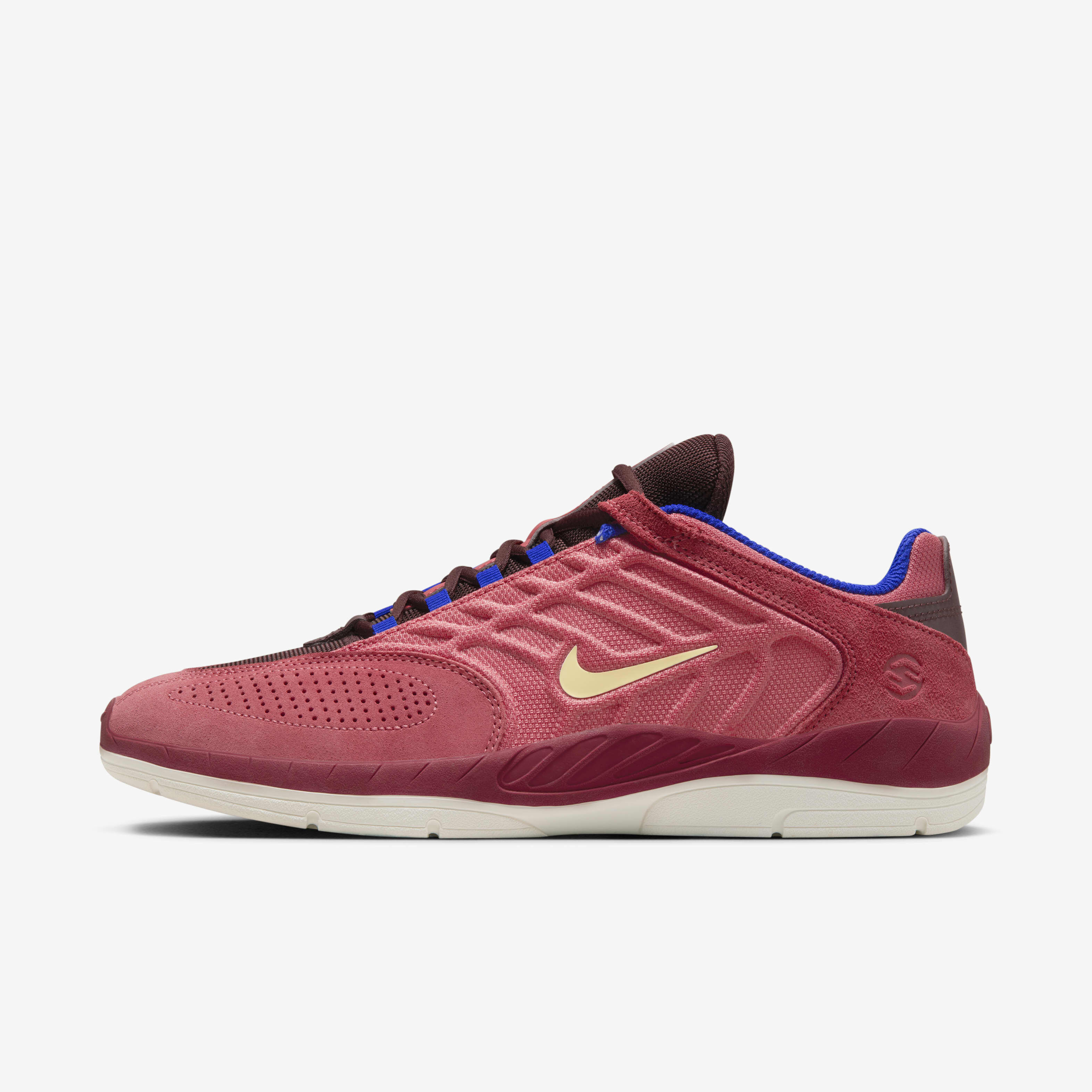 Shop Men s Skateboarding Shoes Online in UAE Nike SB Collection