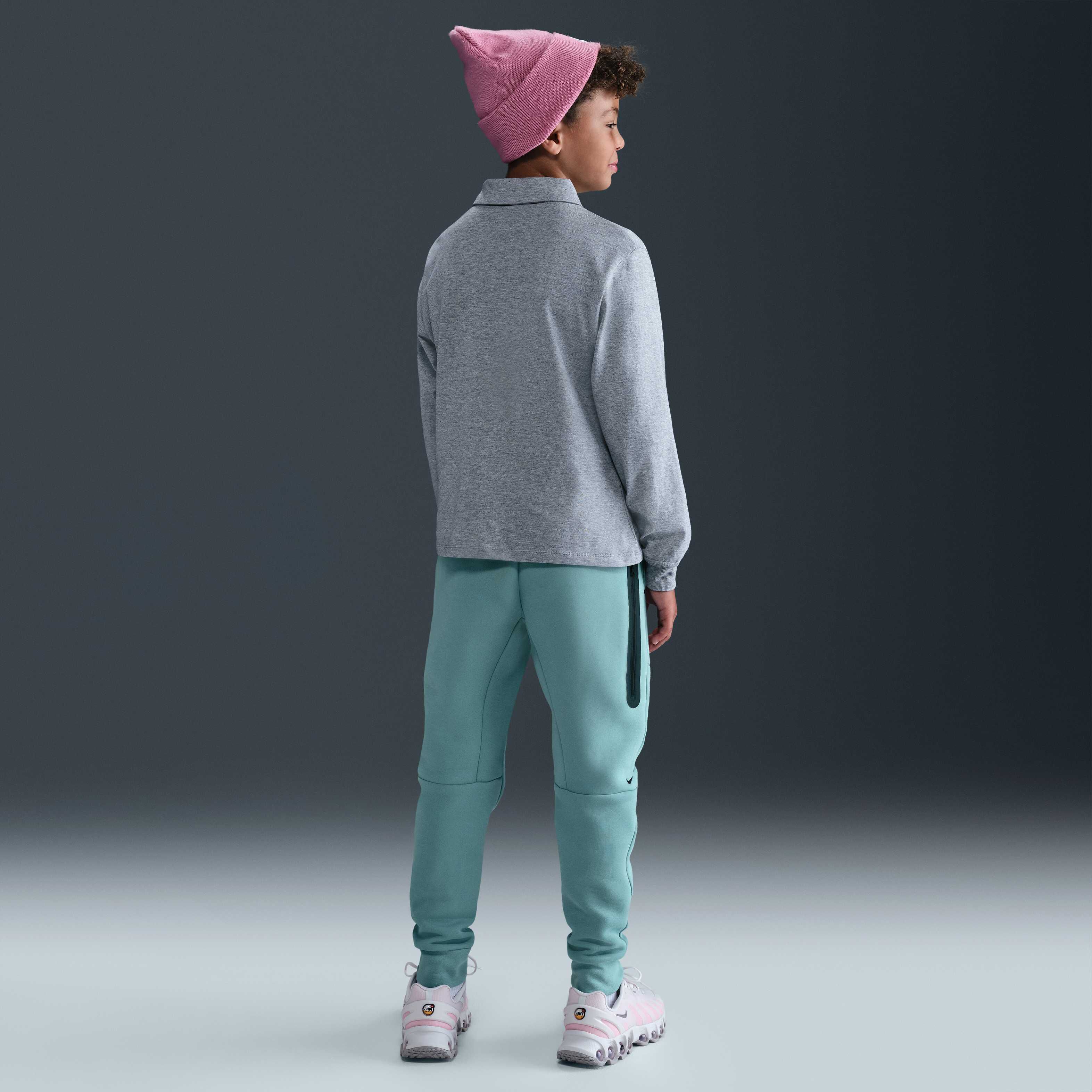 نايكي سبورتسوير تك فليس image number 6