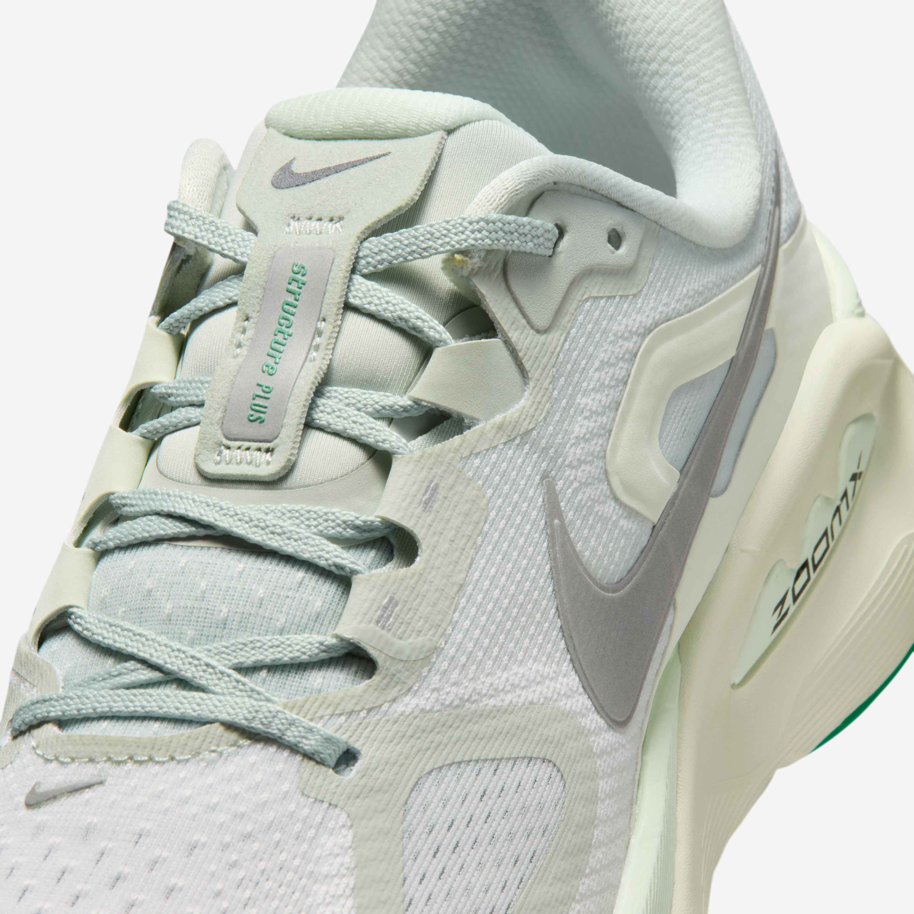 Nike Structure Plus image number 6