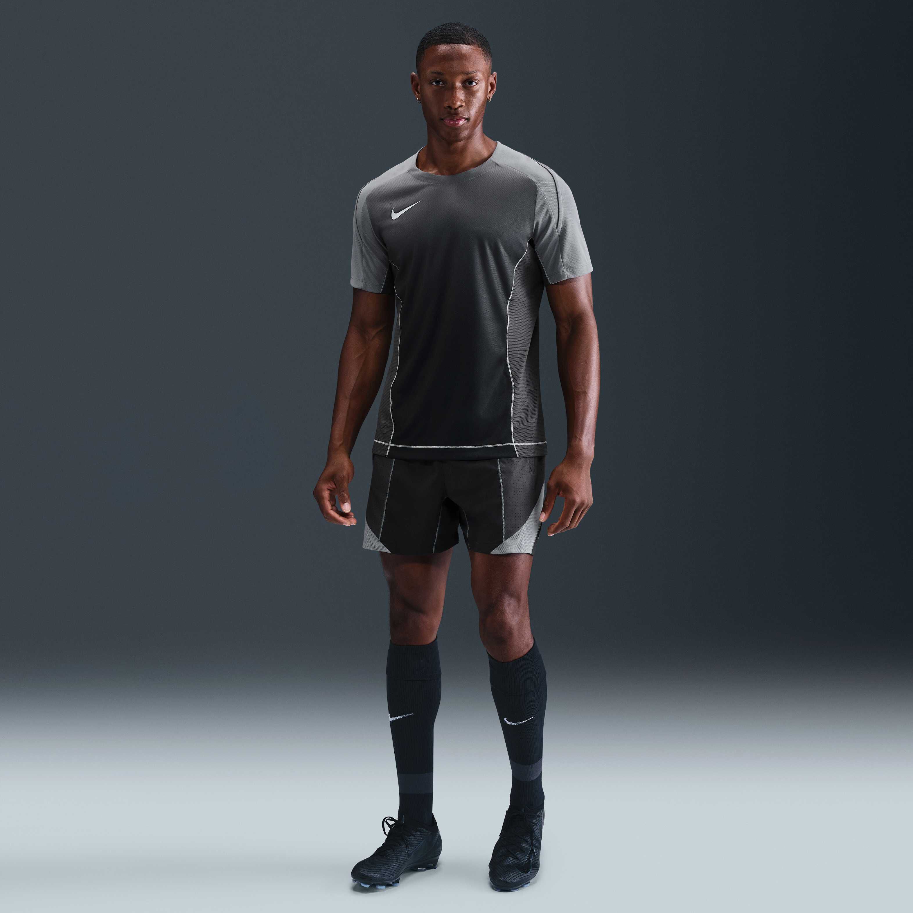 Nike Strike+ image number 3