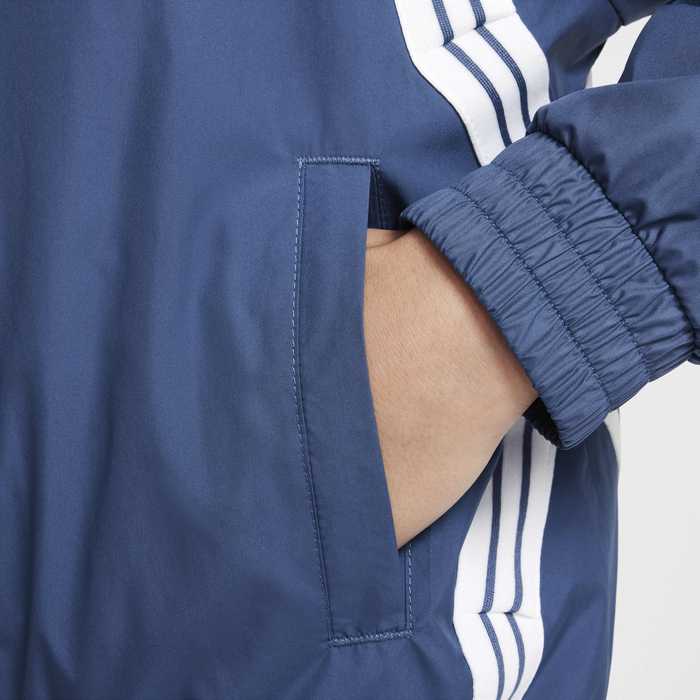 نايكي كروس اوفر image number 3 نايكي كروس اوفر image number 3