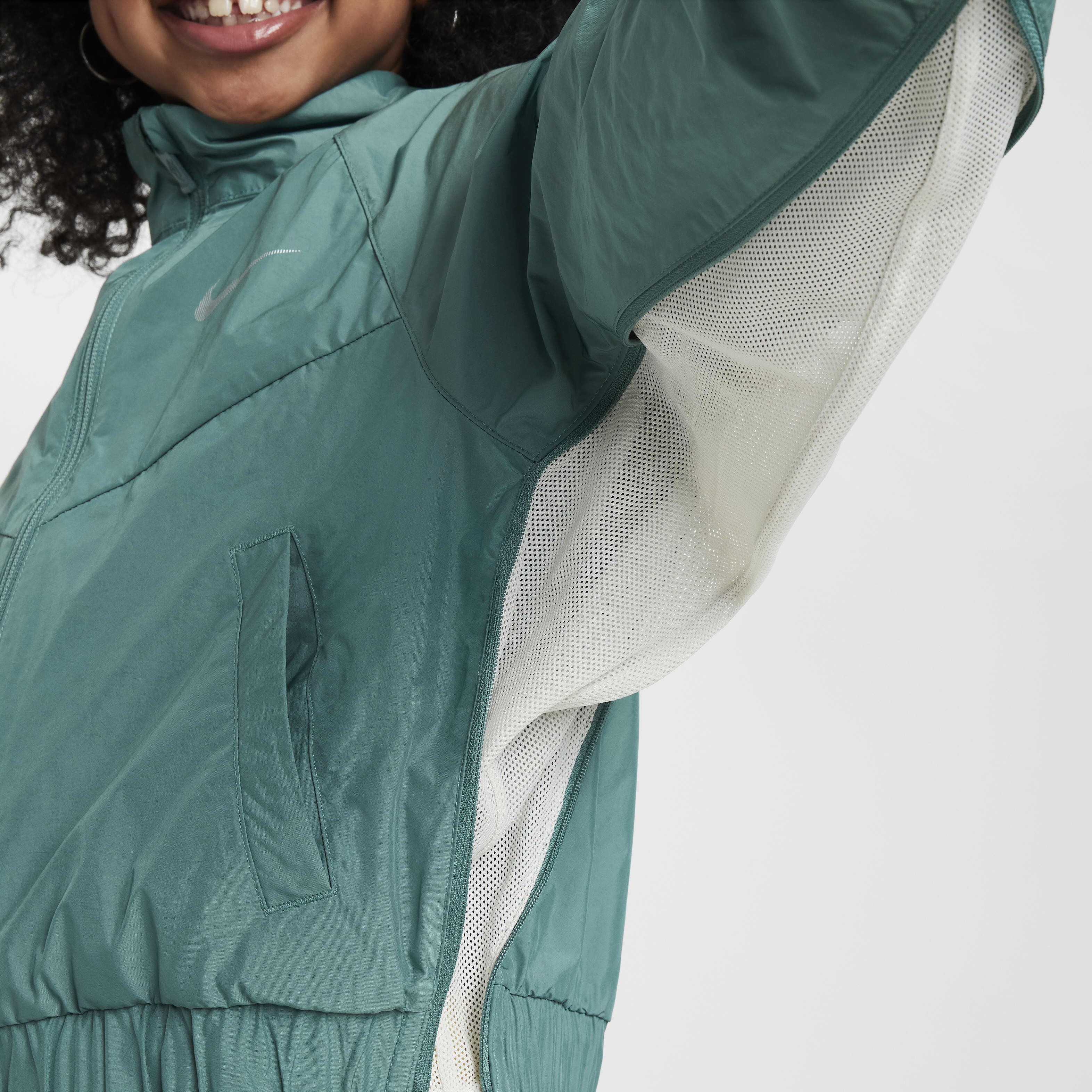 Nike Sportswear Windrunner Hooded Jacket Cool Grey