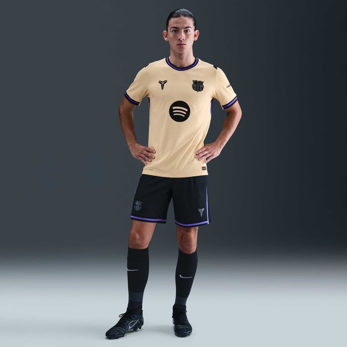 برشلونة 26/2025 ماتش الاحتياطي image number 3 برشلونة 26/2025 ماتش الاحتياطي image number 3