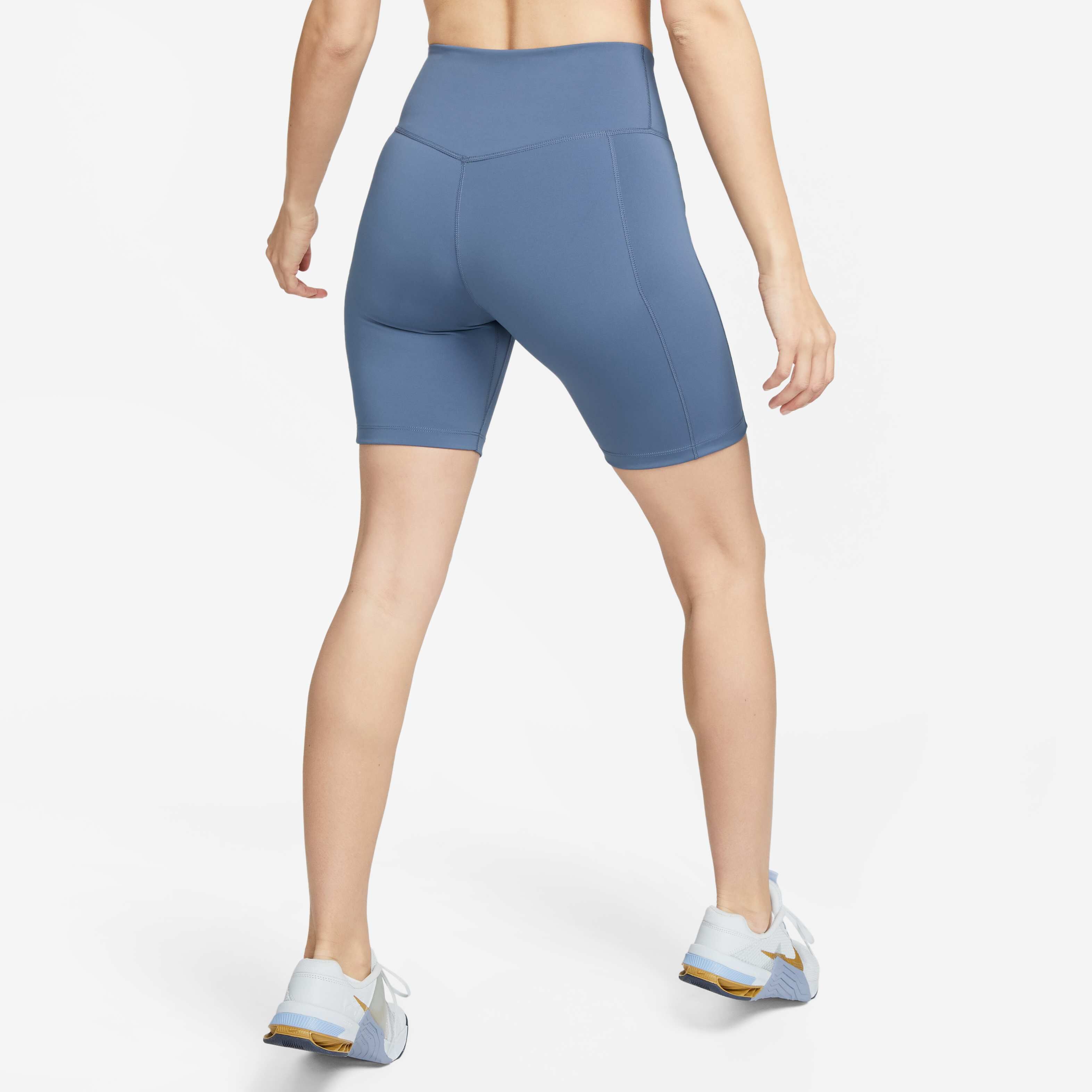Nike One Leak Protection: Period image number 2