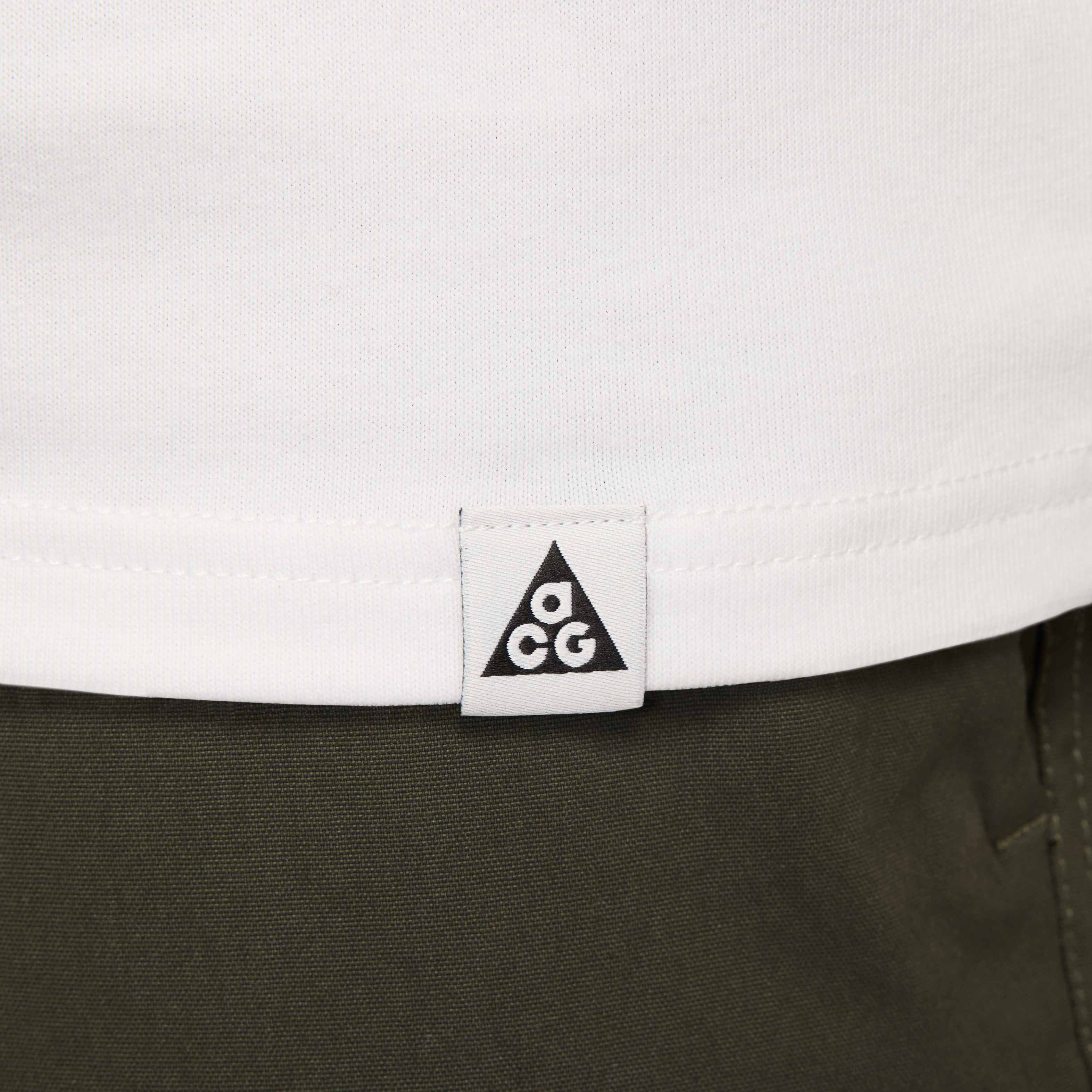 نايكي ايه سي جي 'ووكنج تري' image number 4