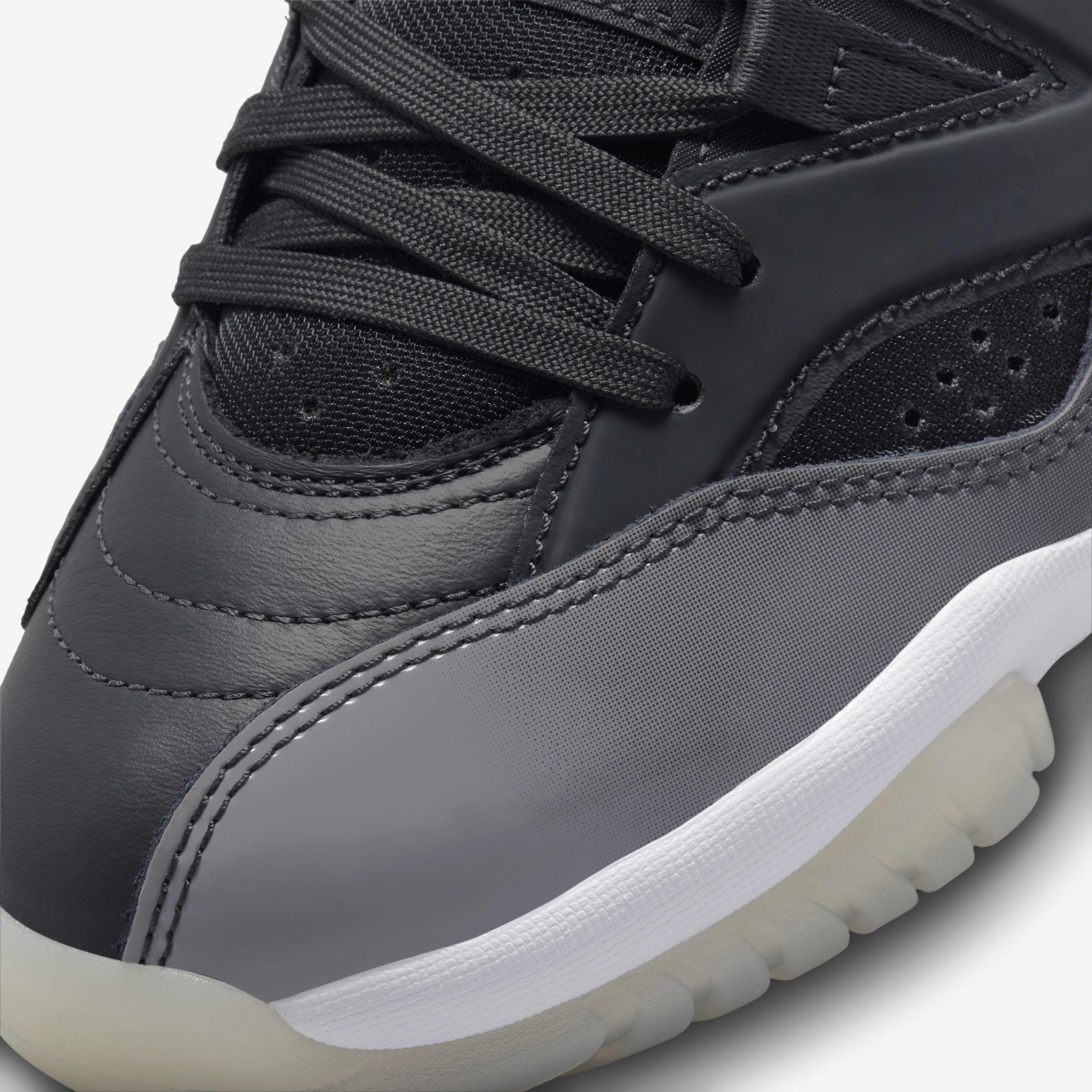 Jumpman Two Trey image number 6