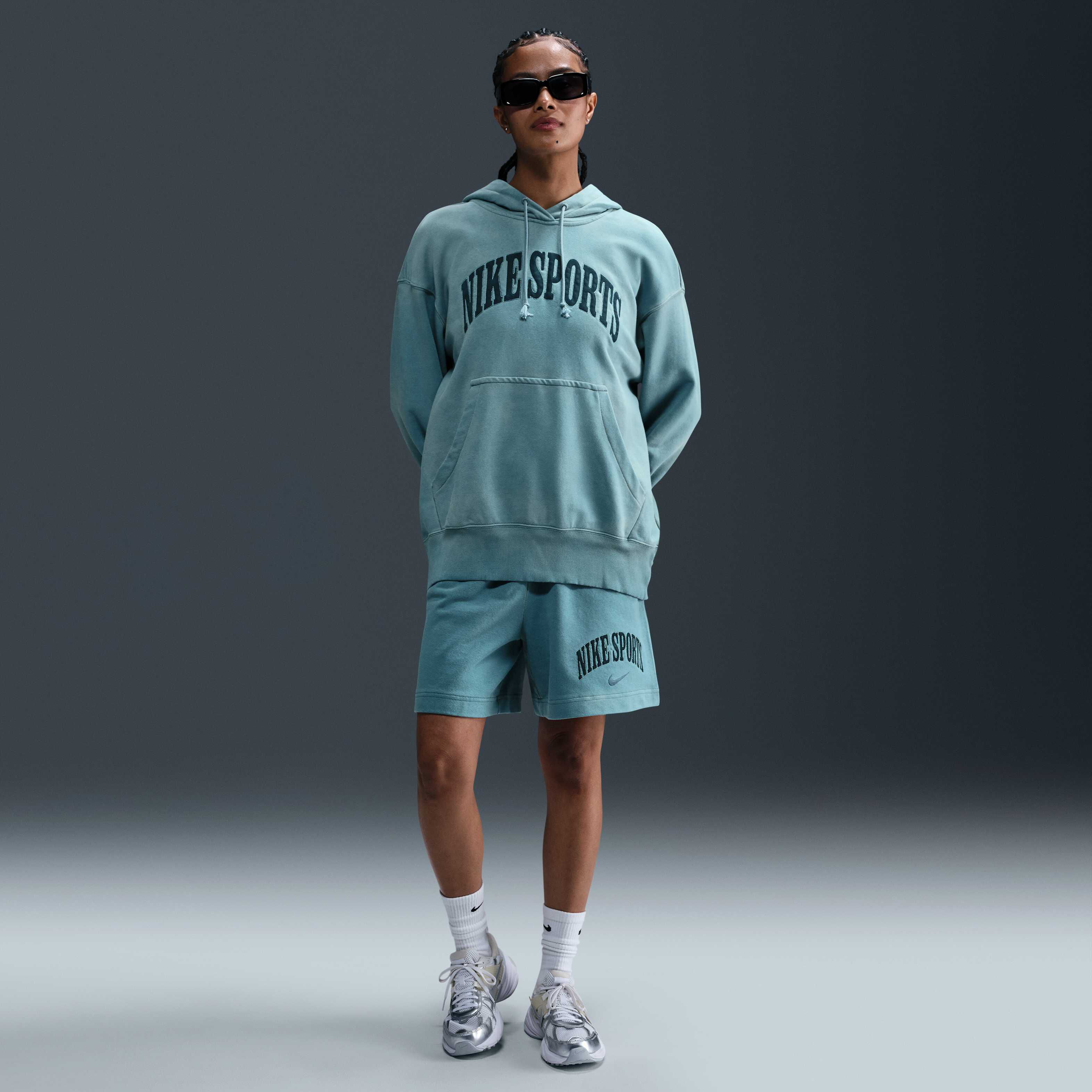 نايكي سبورتسوير فينيكس فليس image number 3