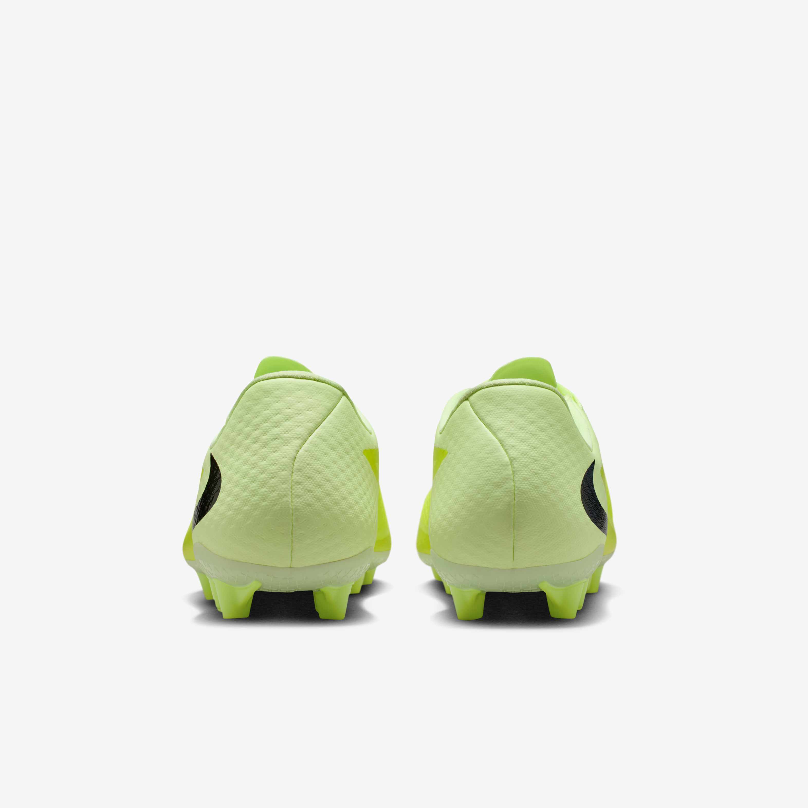 Nike Phantom 6 Low Academy image number 5