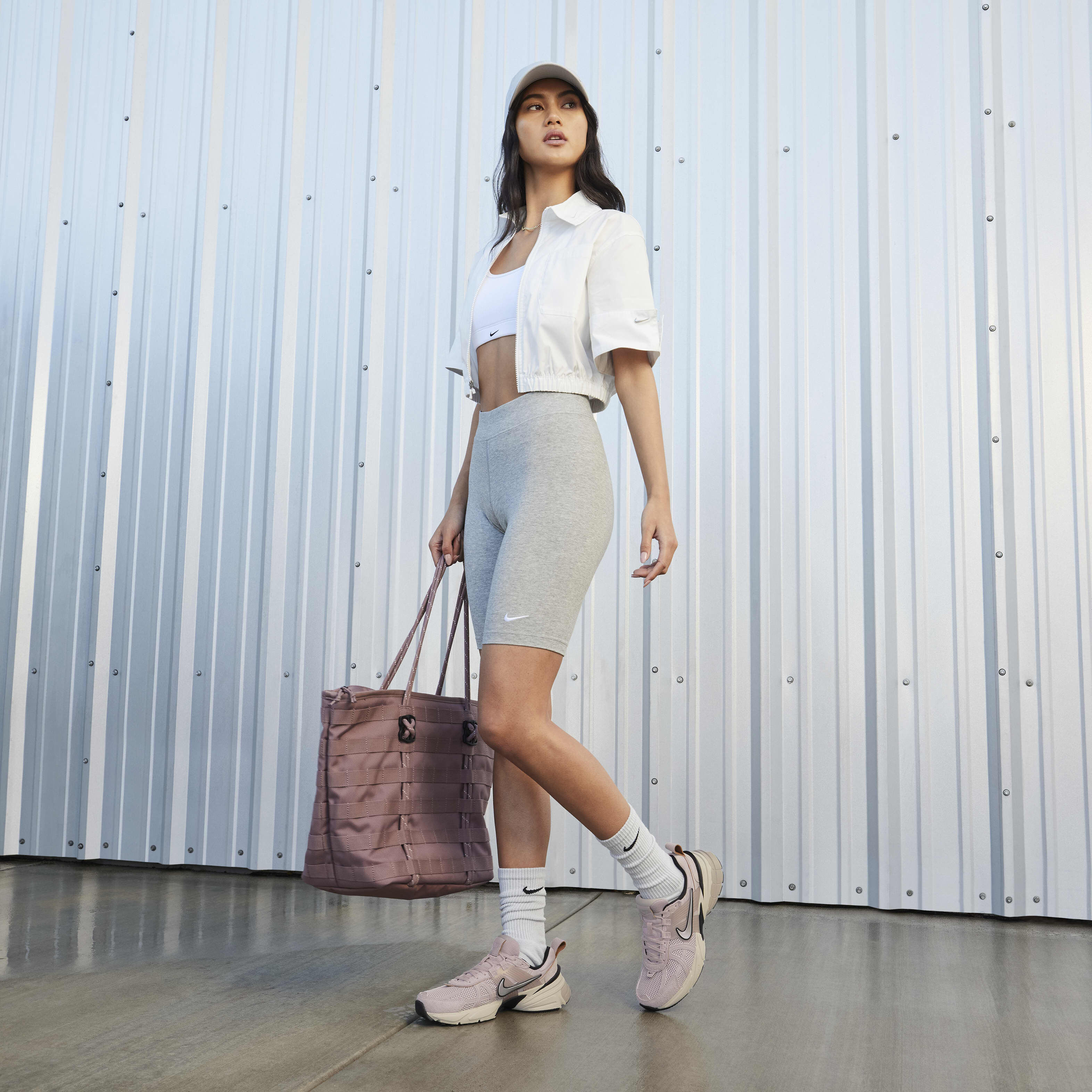 Nike V2K Run image number 9