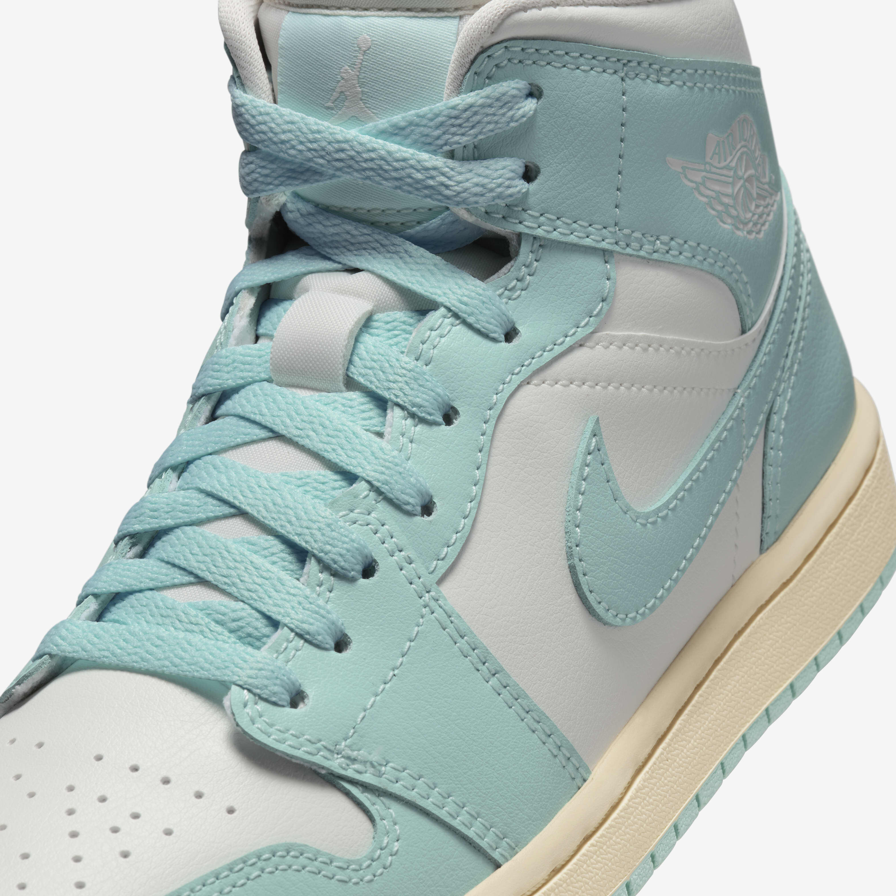 Air jordan 1 mid premium shoe discount