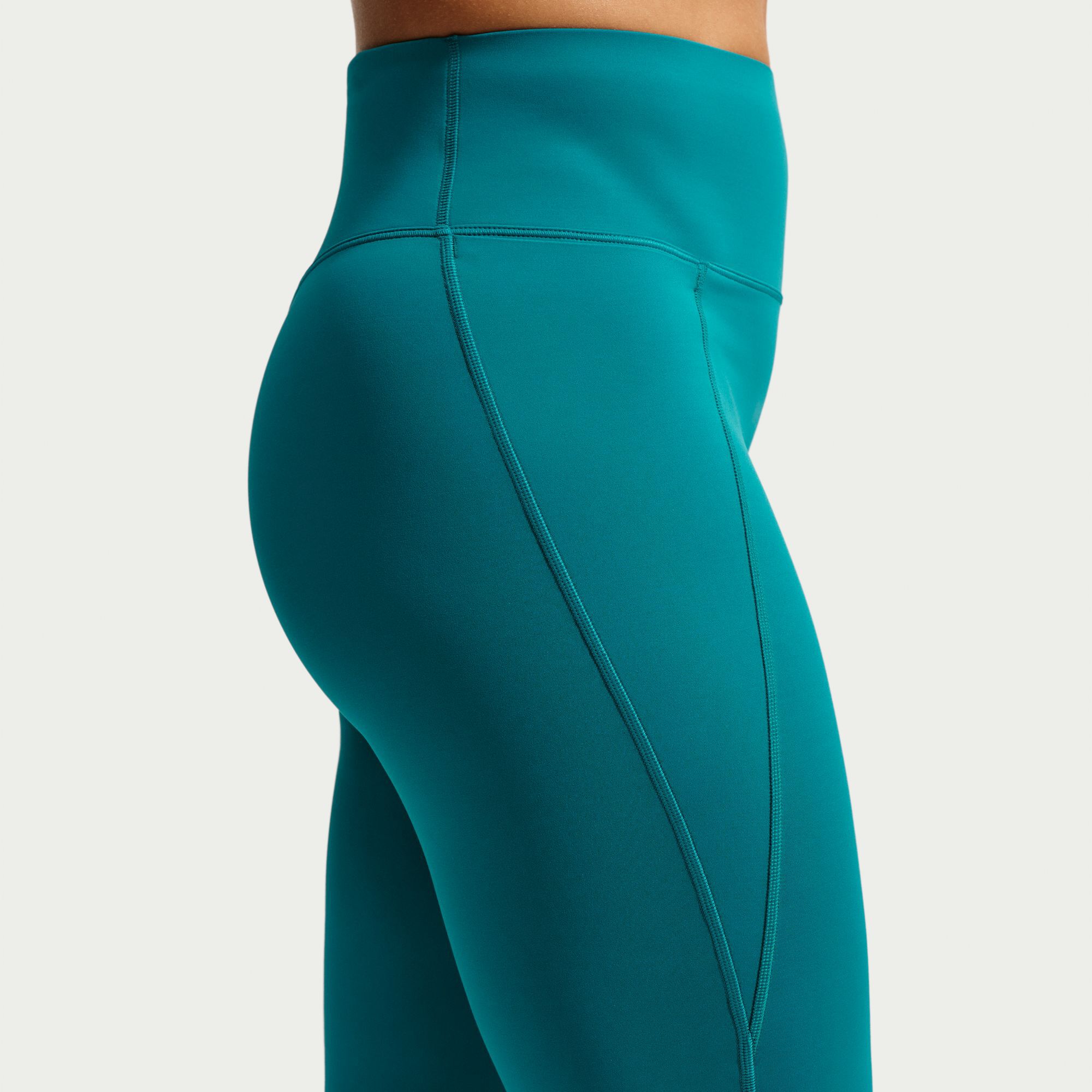 Nike Universa image number 7
