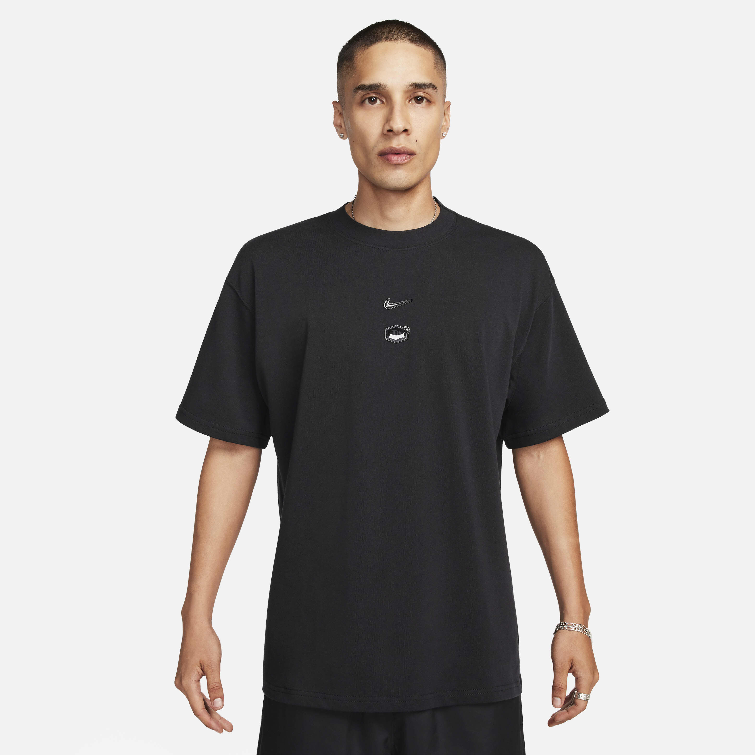 Navy nike t shirt hotsell