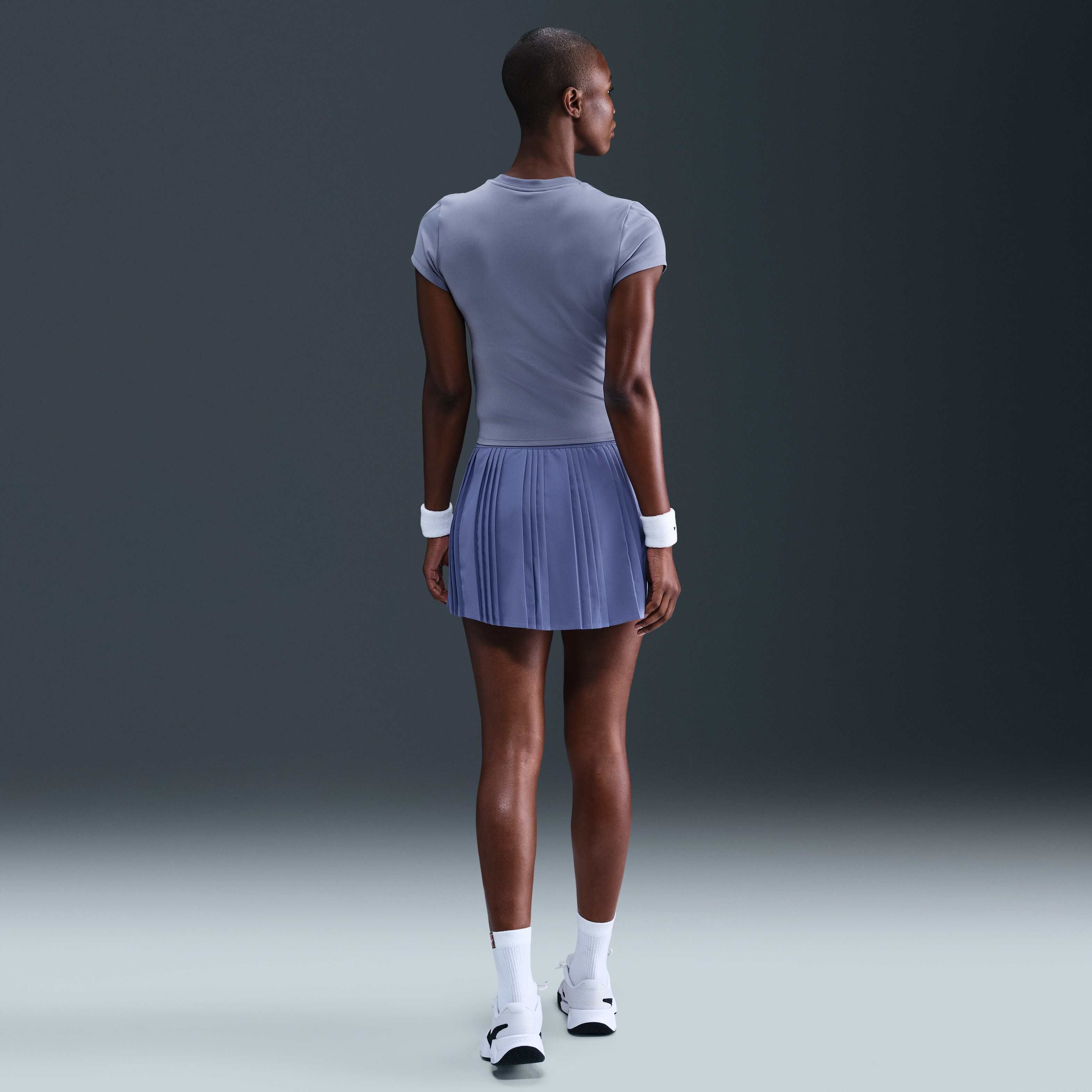 NikeCourt Advantage image number 4