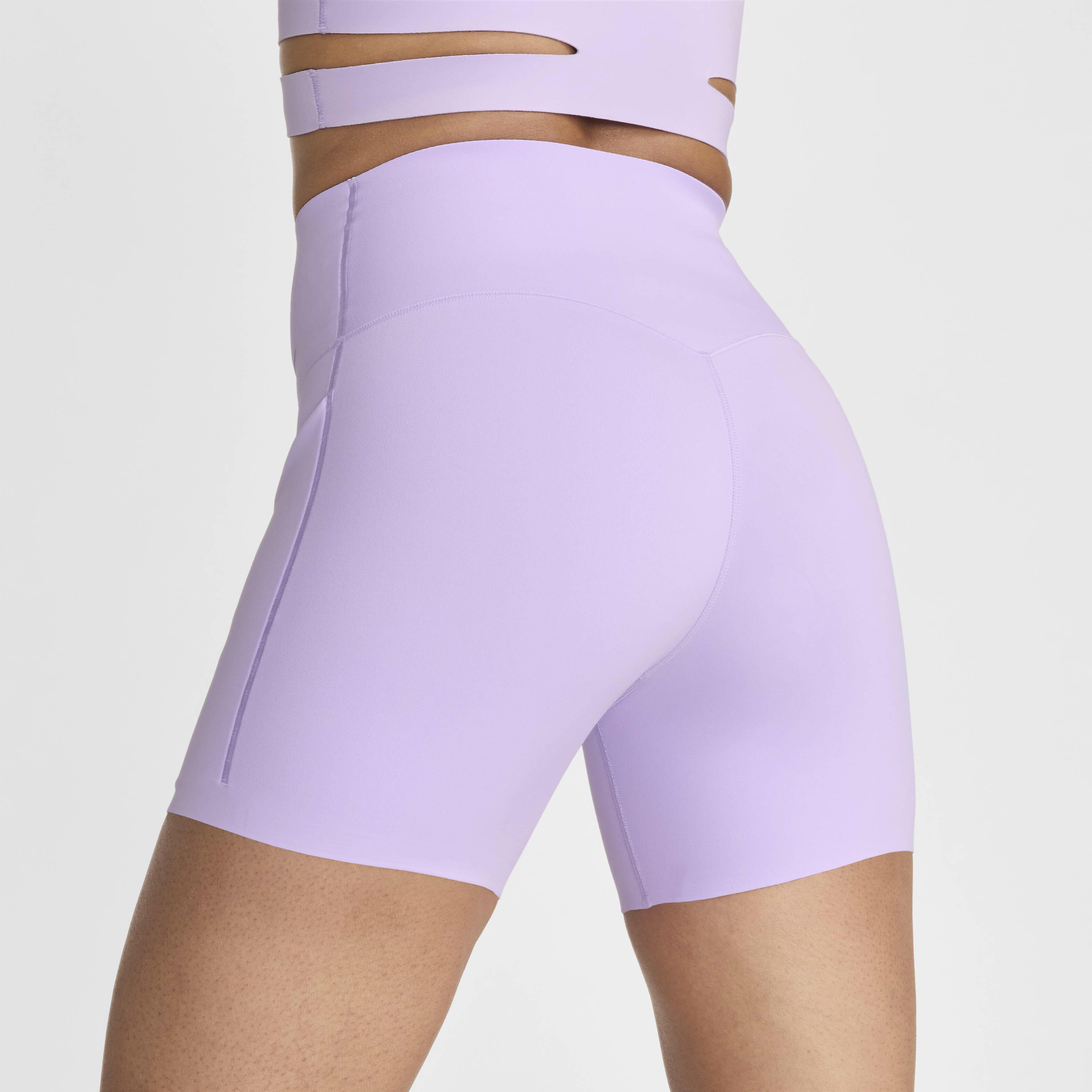 نايكي يونيفيرسا image number 5