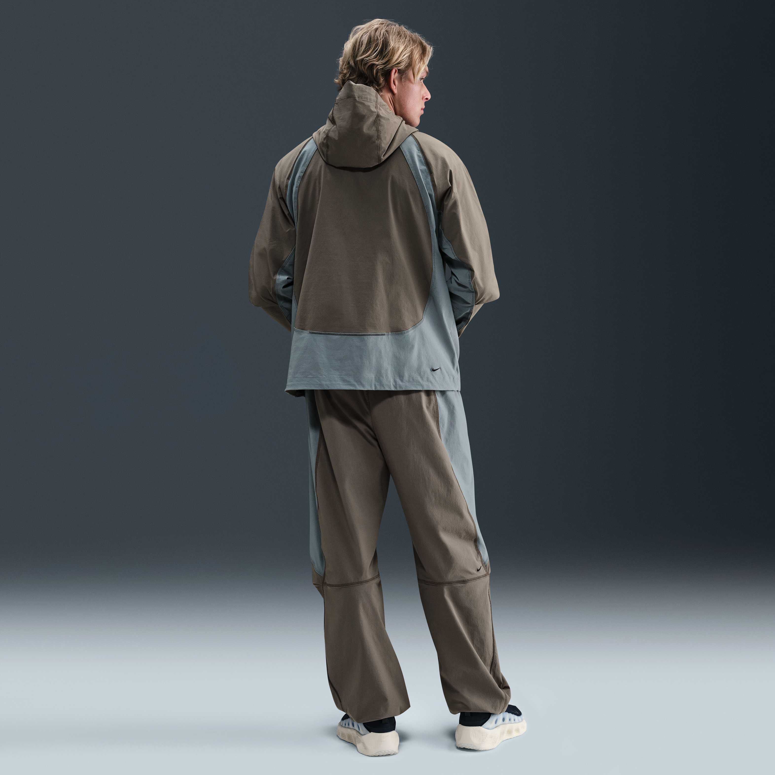 Nike Tech image number 4