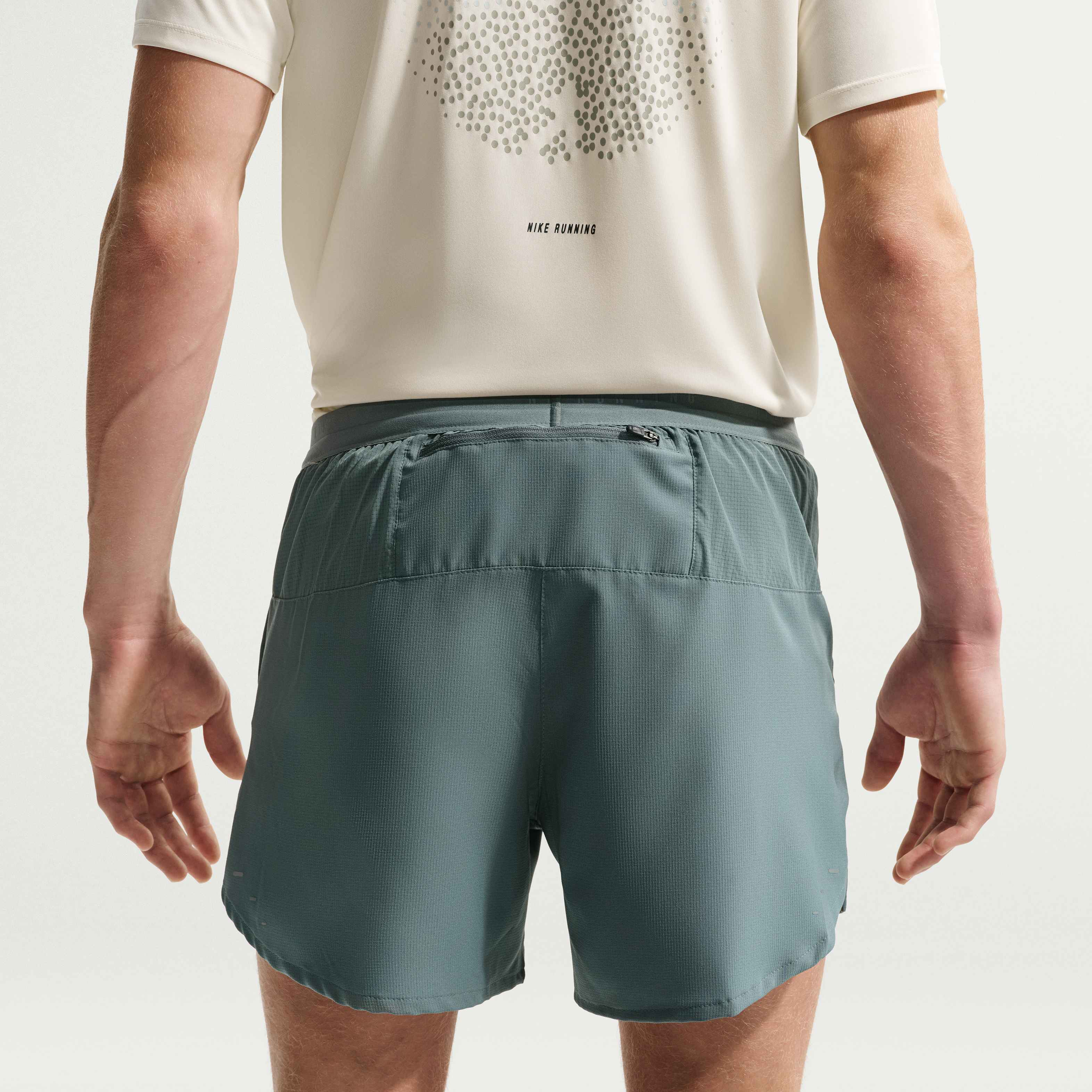Nike Stride image number 2