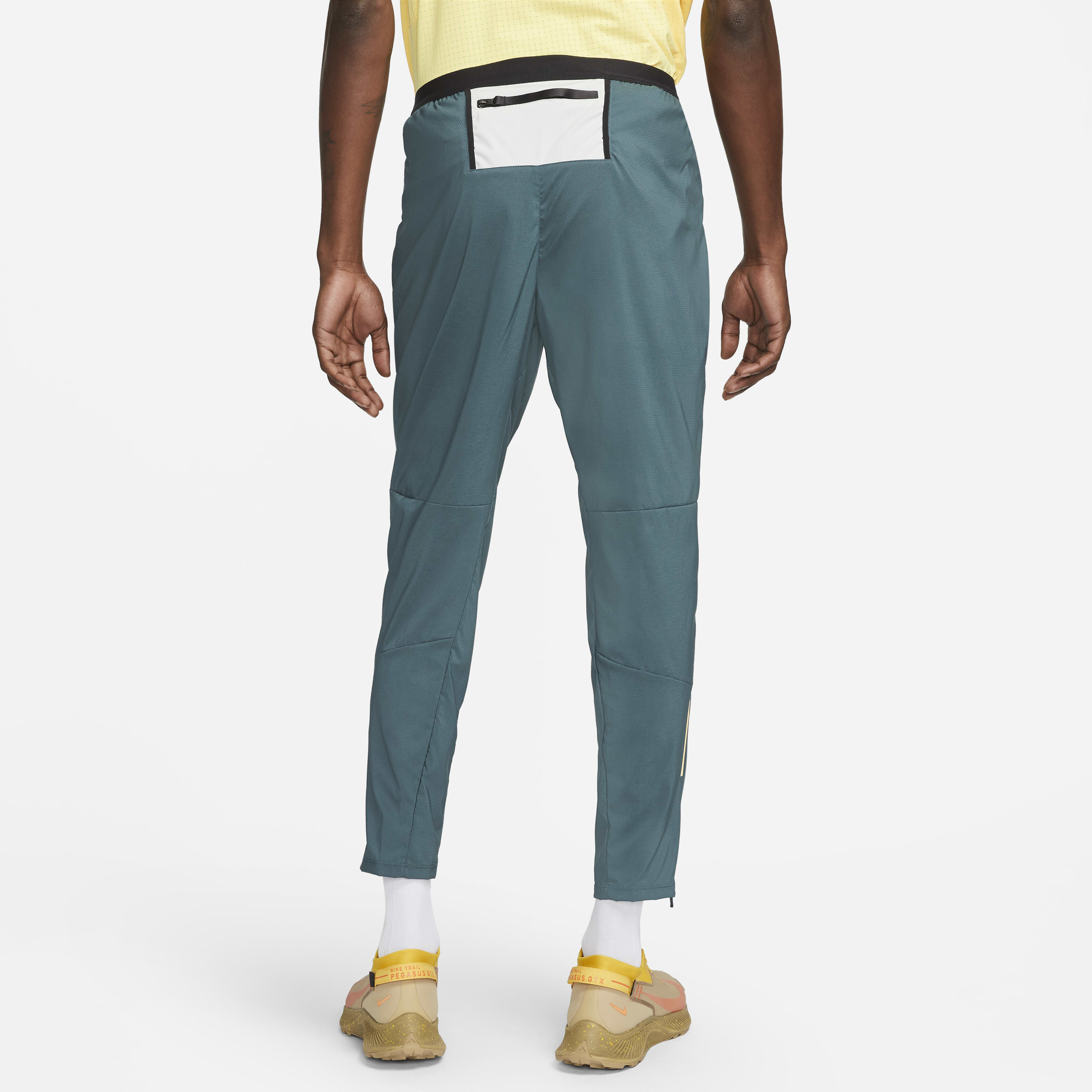 Nike Dri-FIT Phenom Elite image number 1