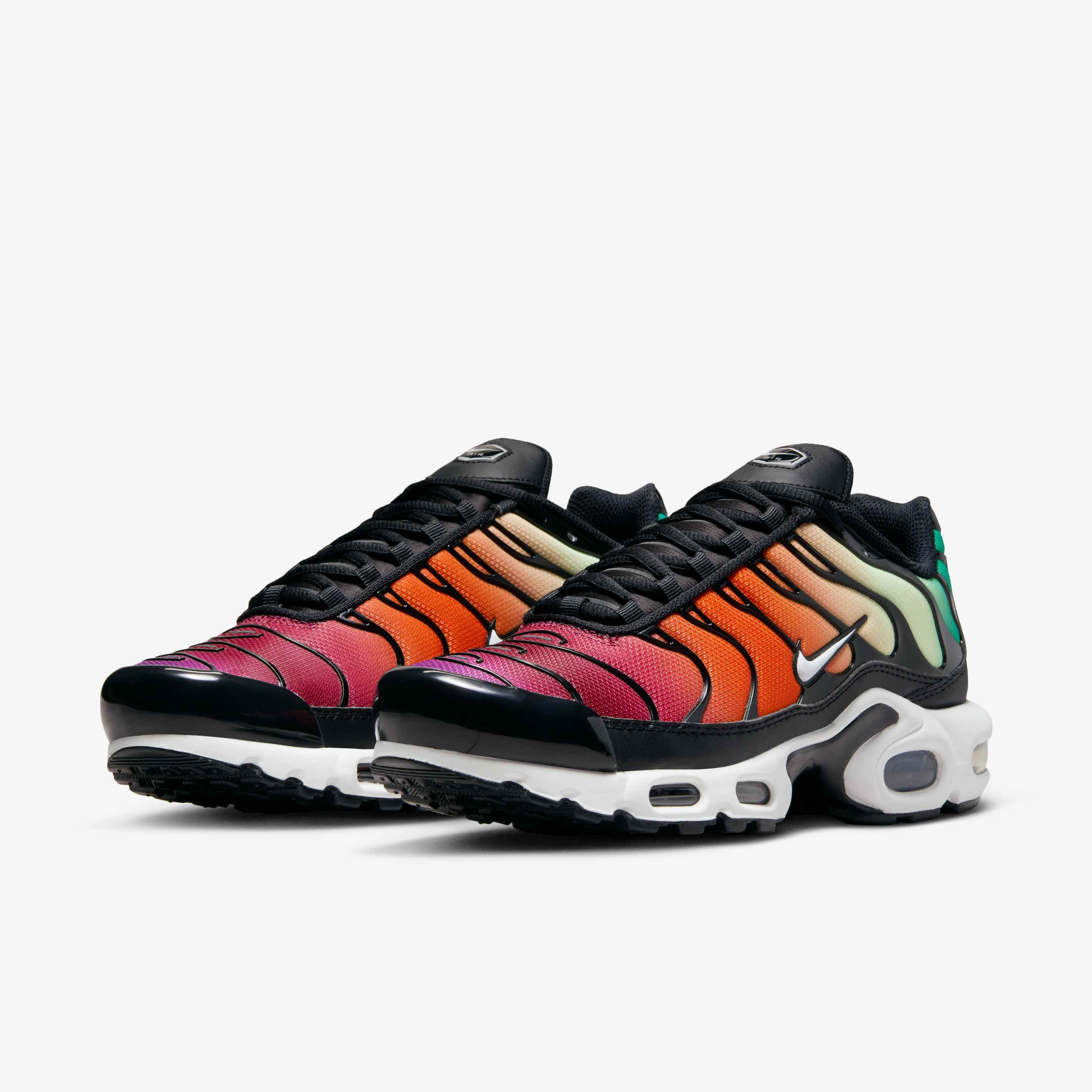 Nike Air Max Plus image number 4