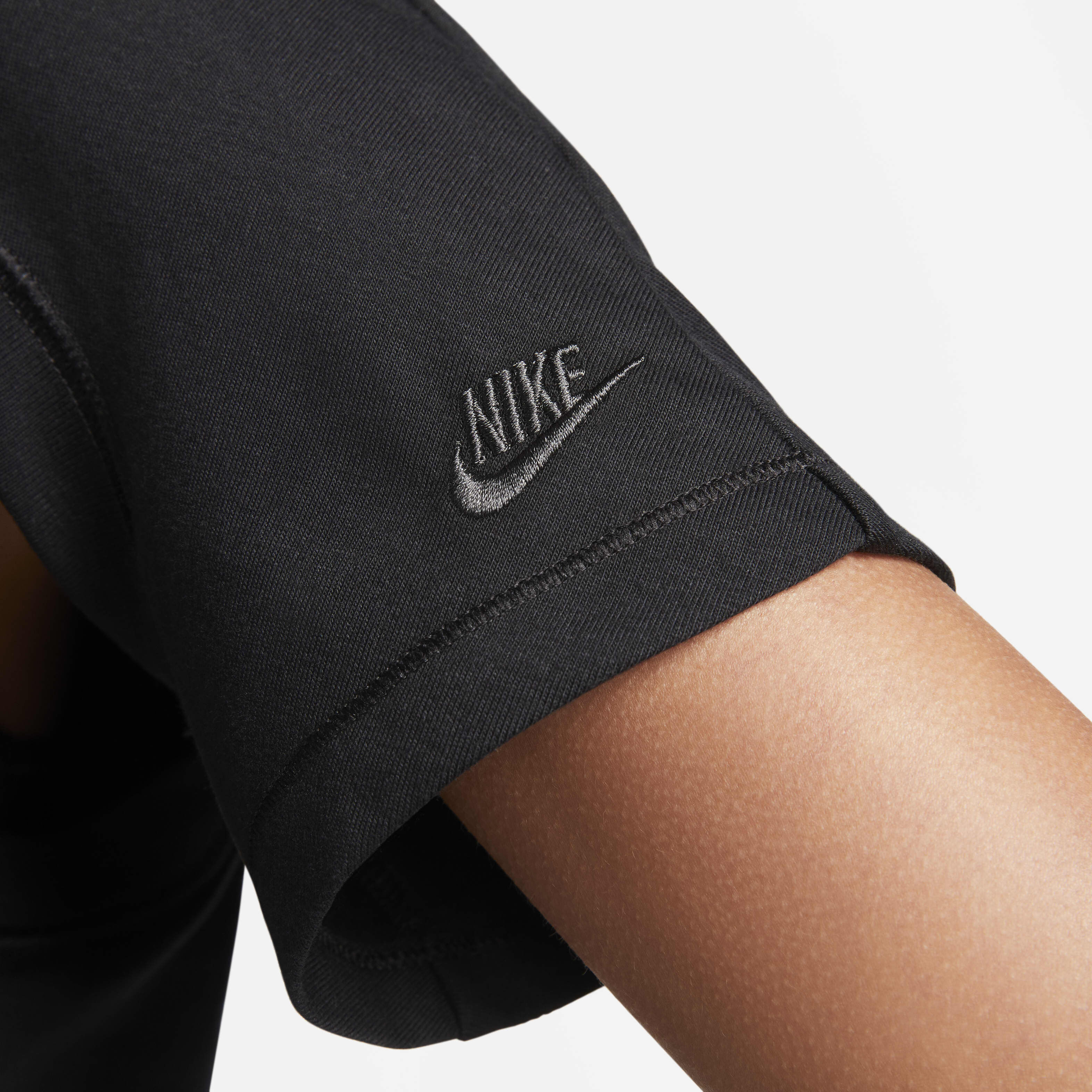 Nike Sportswear Tech Pack image number 3