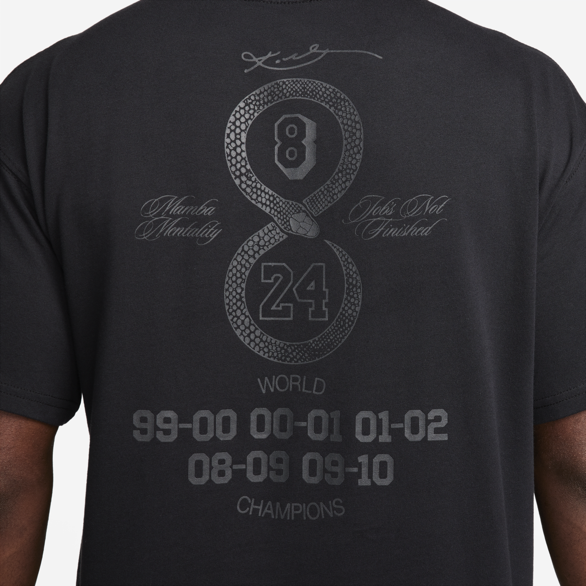 T shirt kobe 2025 argento