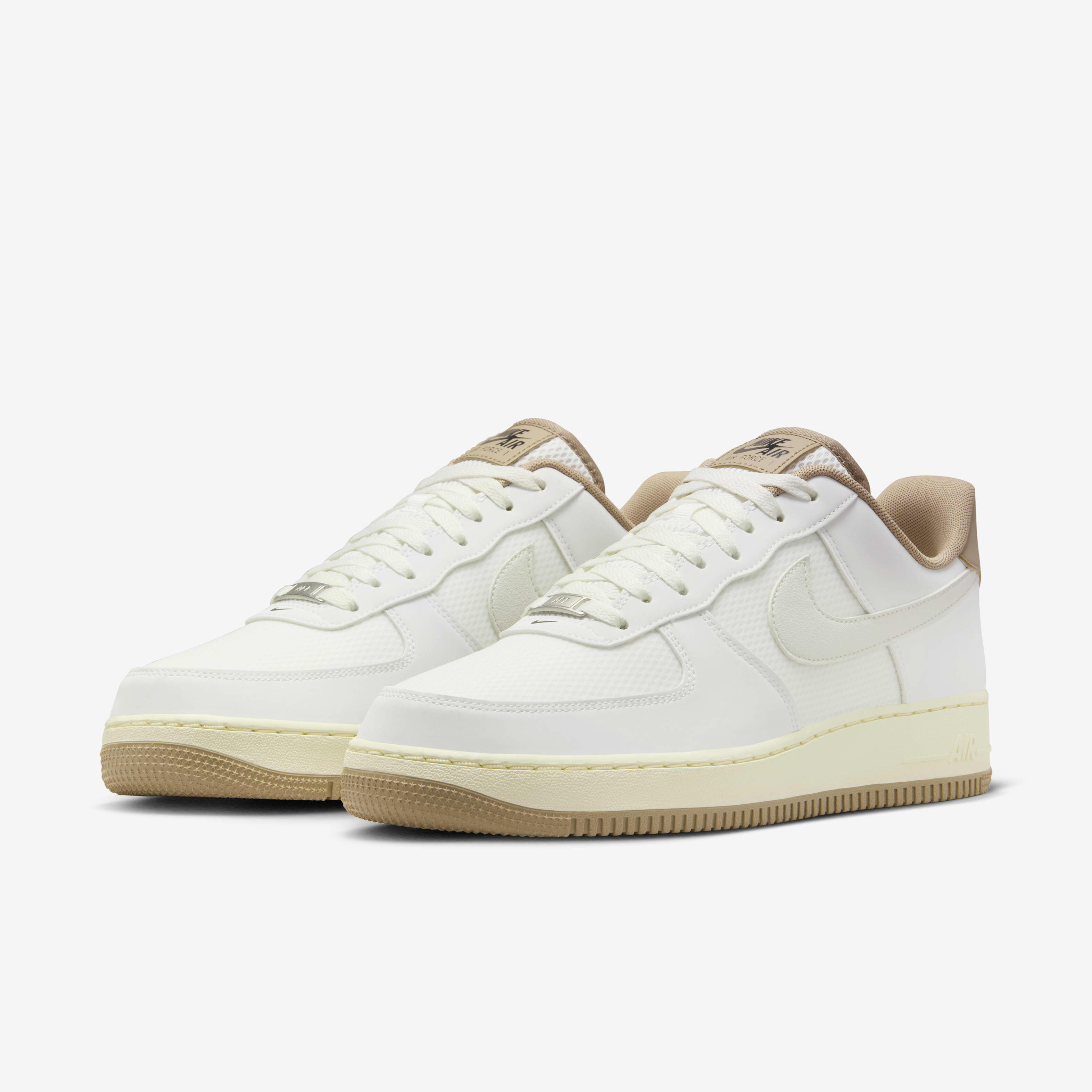 Nike Air Force 1 '07 LV8 image number 4
