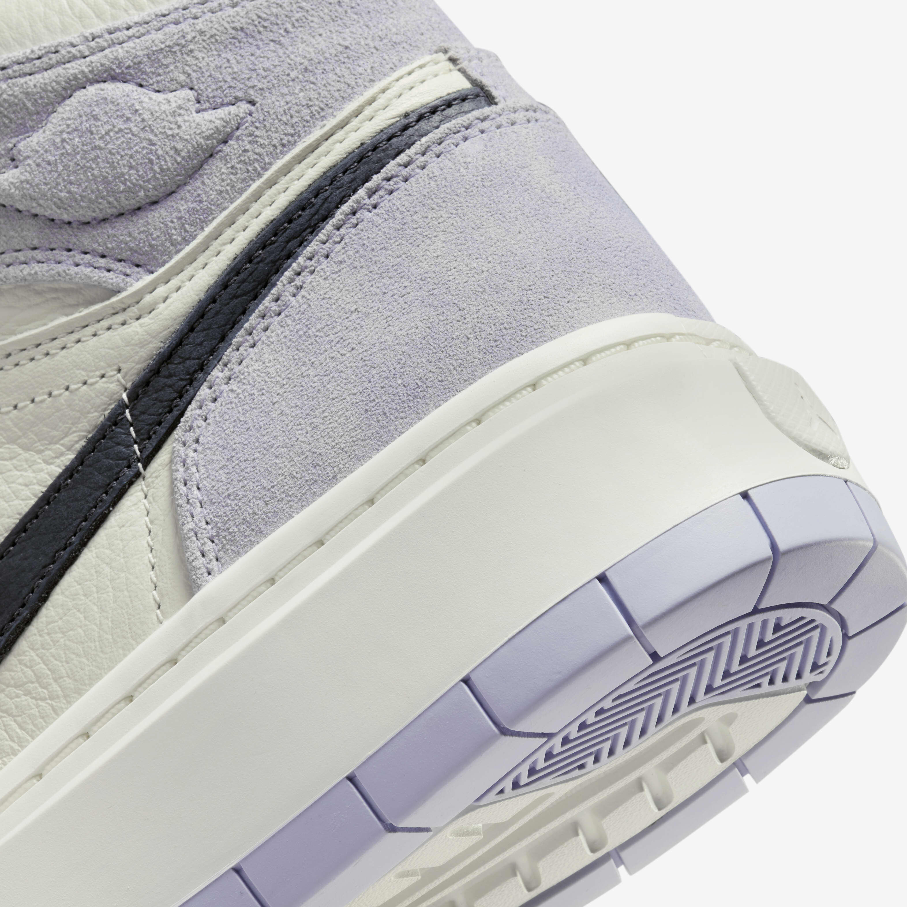 اير جوردن 1 ايليفت هاي image number 7