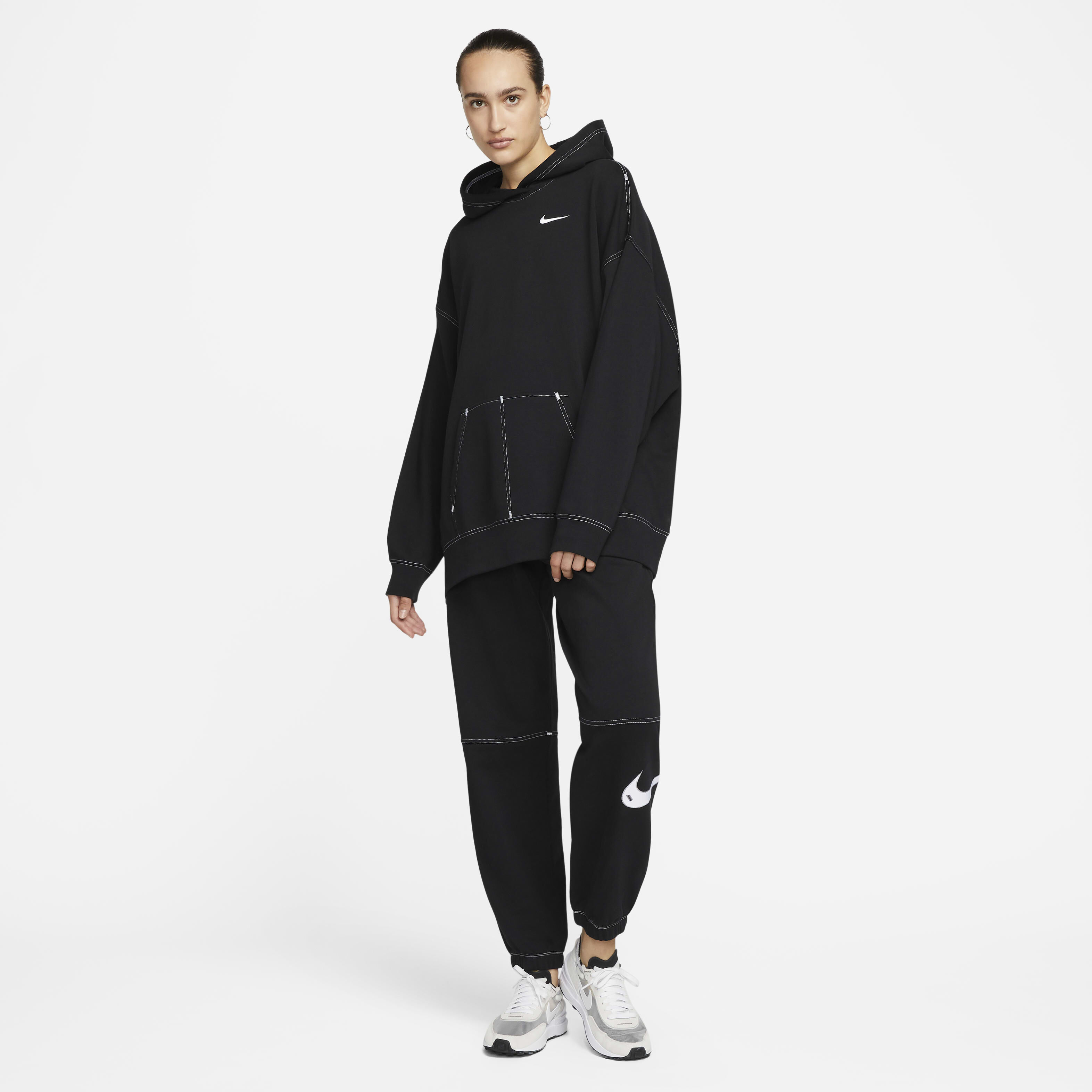Nike Sportswear Swoosh image number 4