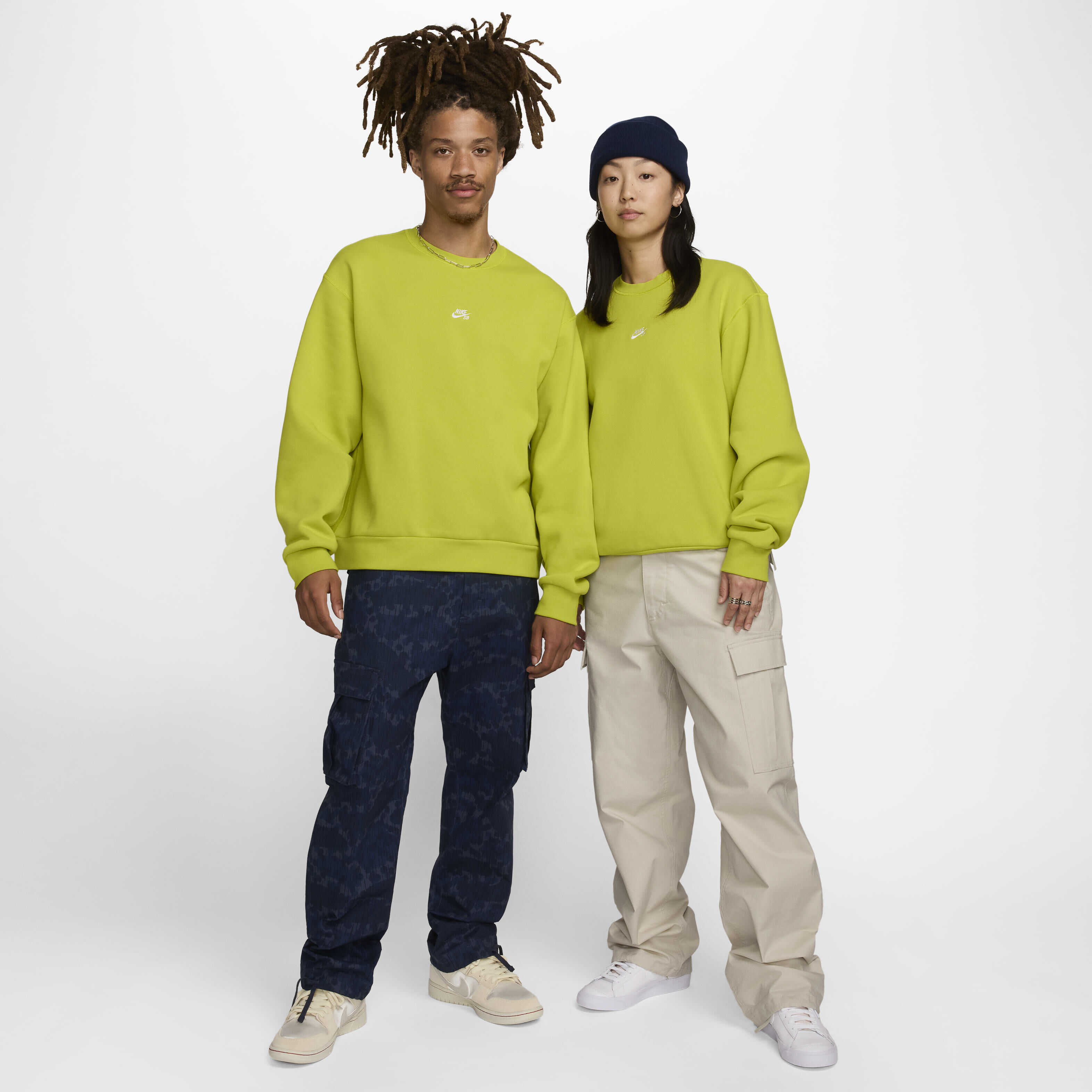 Buy Nike SB Fleece Skate Crew - Bright Cactus/White | Nike