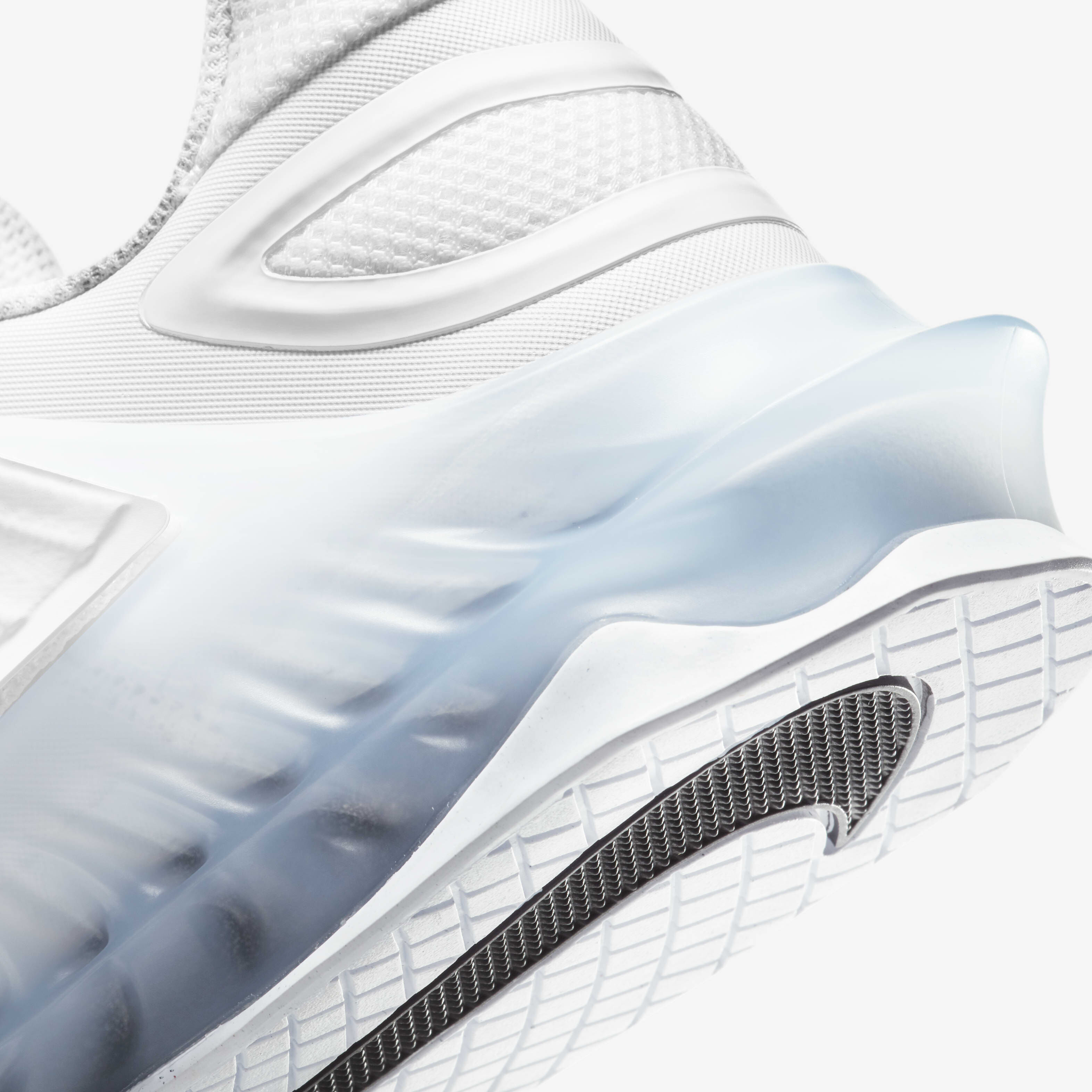 Nike Savaleos image number 7