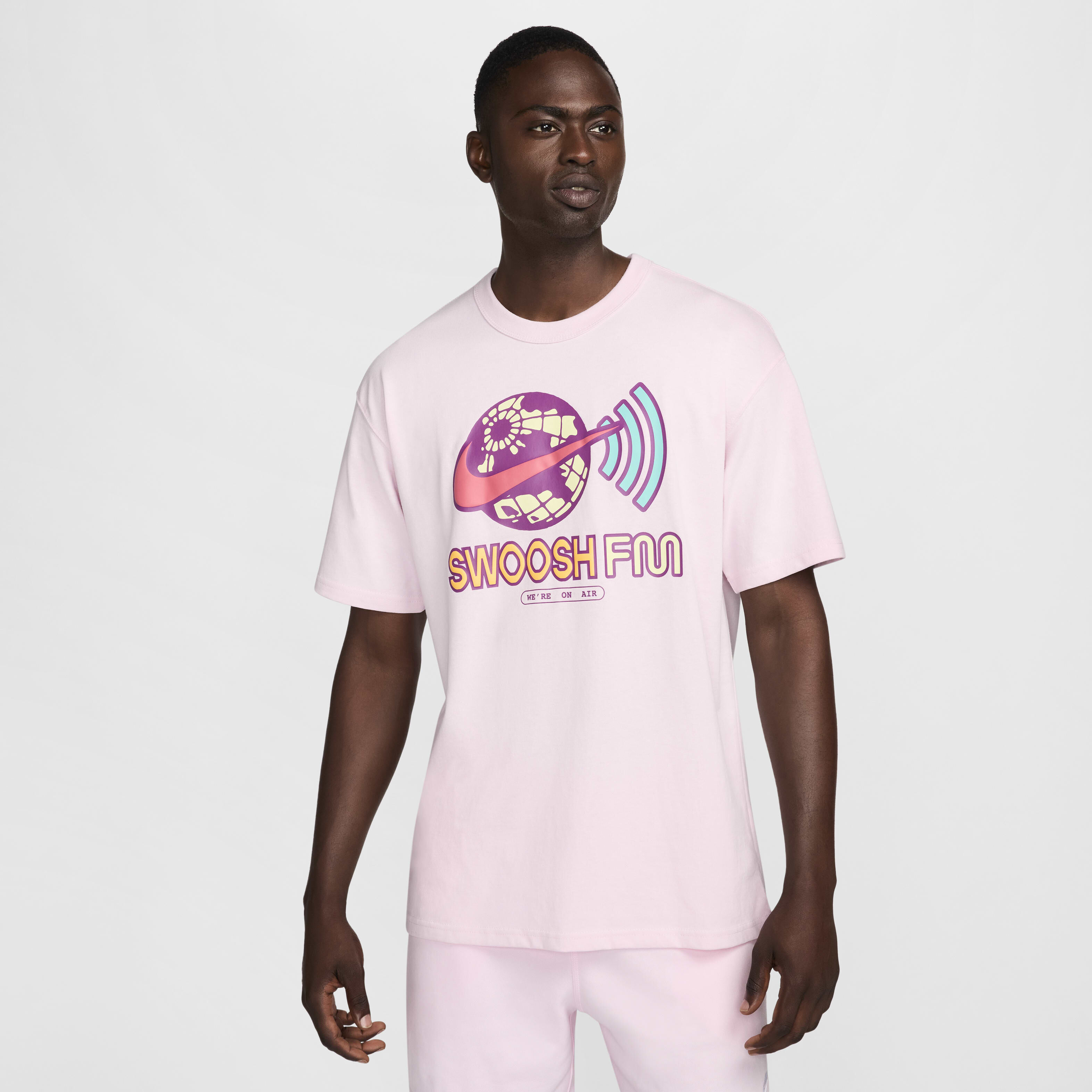 ★★Nike★★ Sportswear Max90 T-shirt M Pink Foam HJ0585663 Buy Nike Sportswear Max90 T-Shirt - Pink Foam | Nike Kuwait
