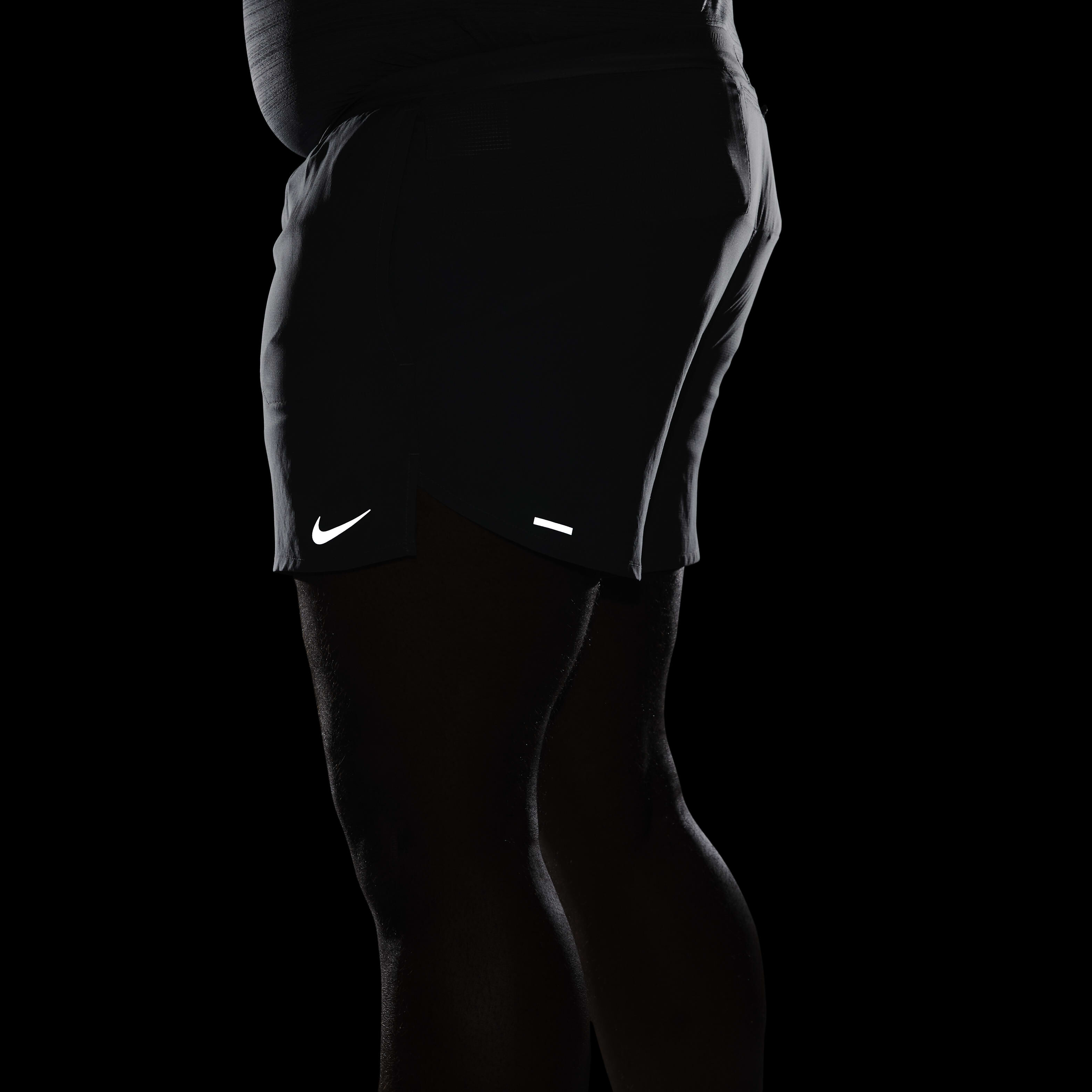 Nike Stride image number 15