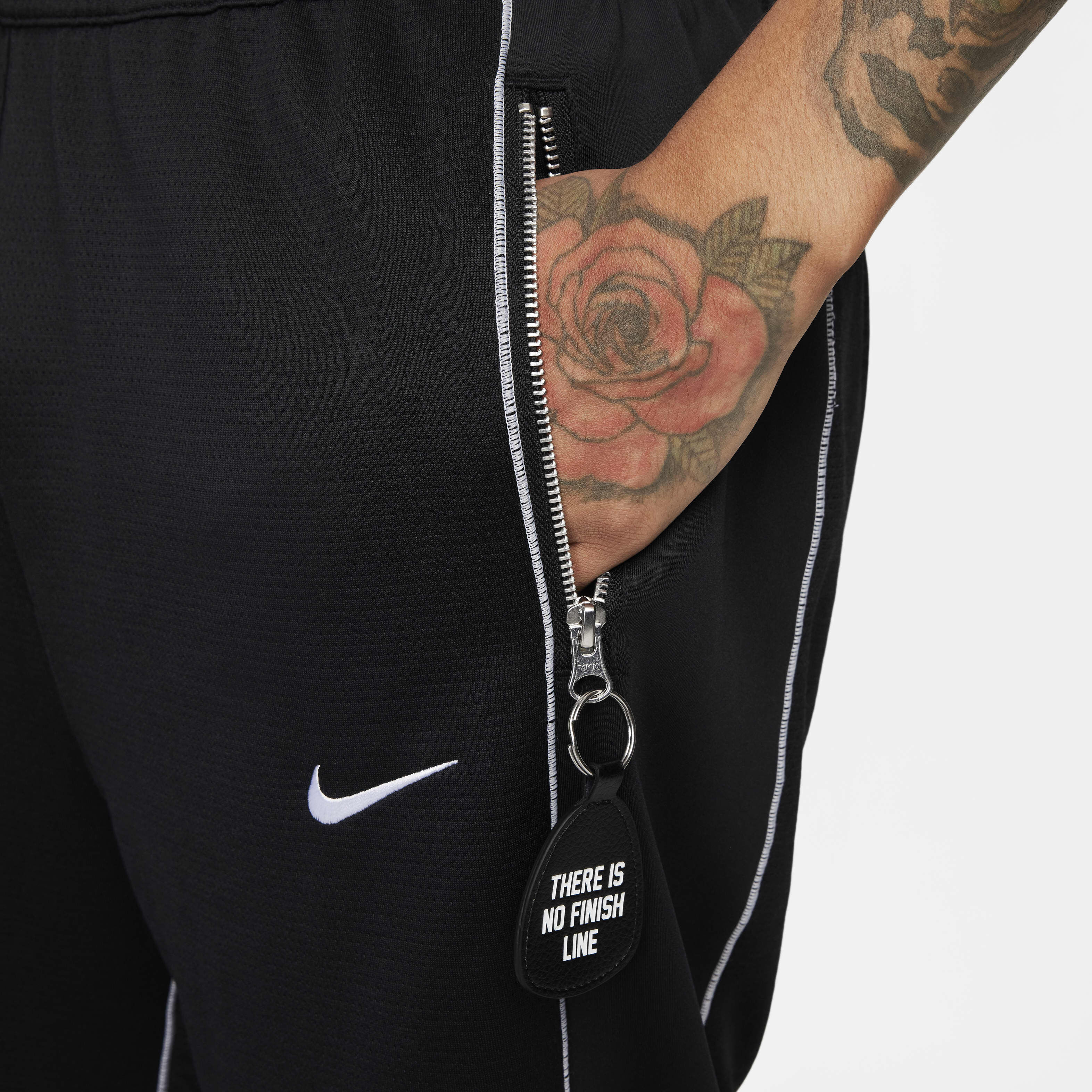 نايكي سبورتسوير image number 2