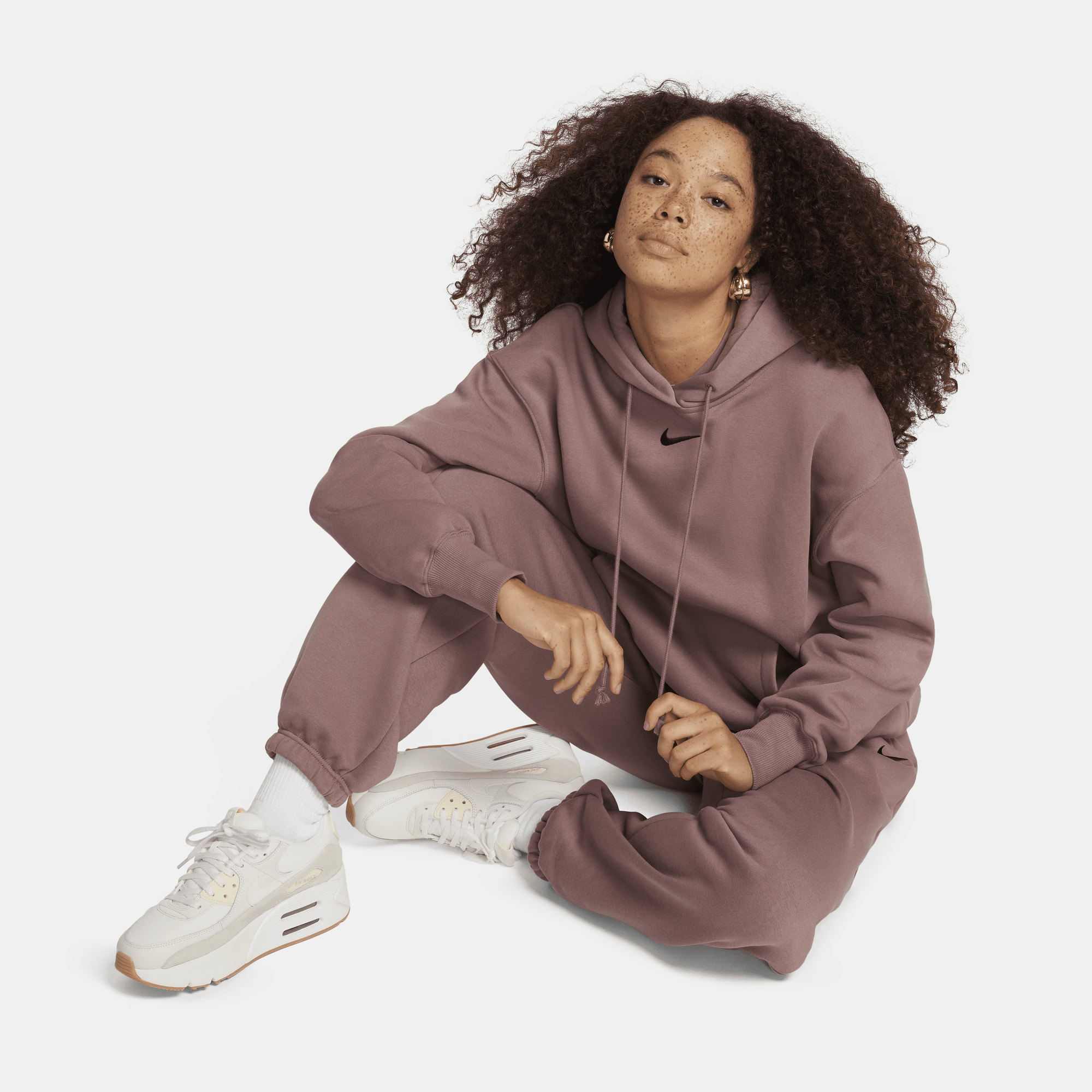 Oversized black deals nike hoodie