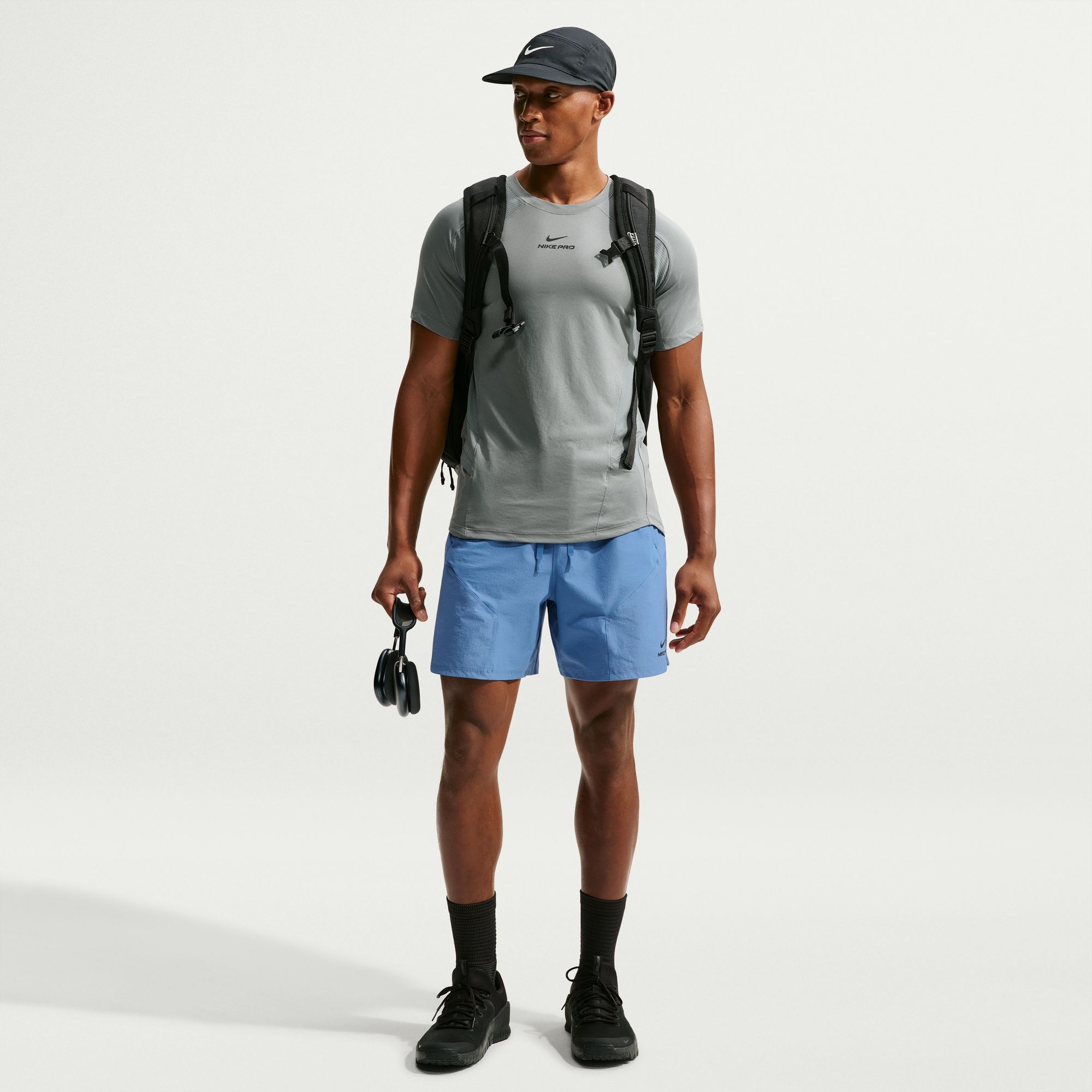 Nike Pro Training image number 0