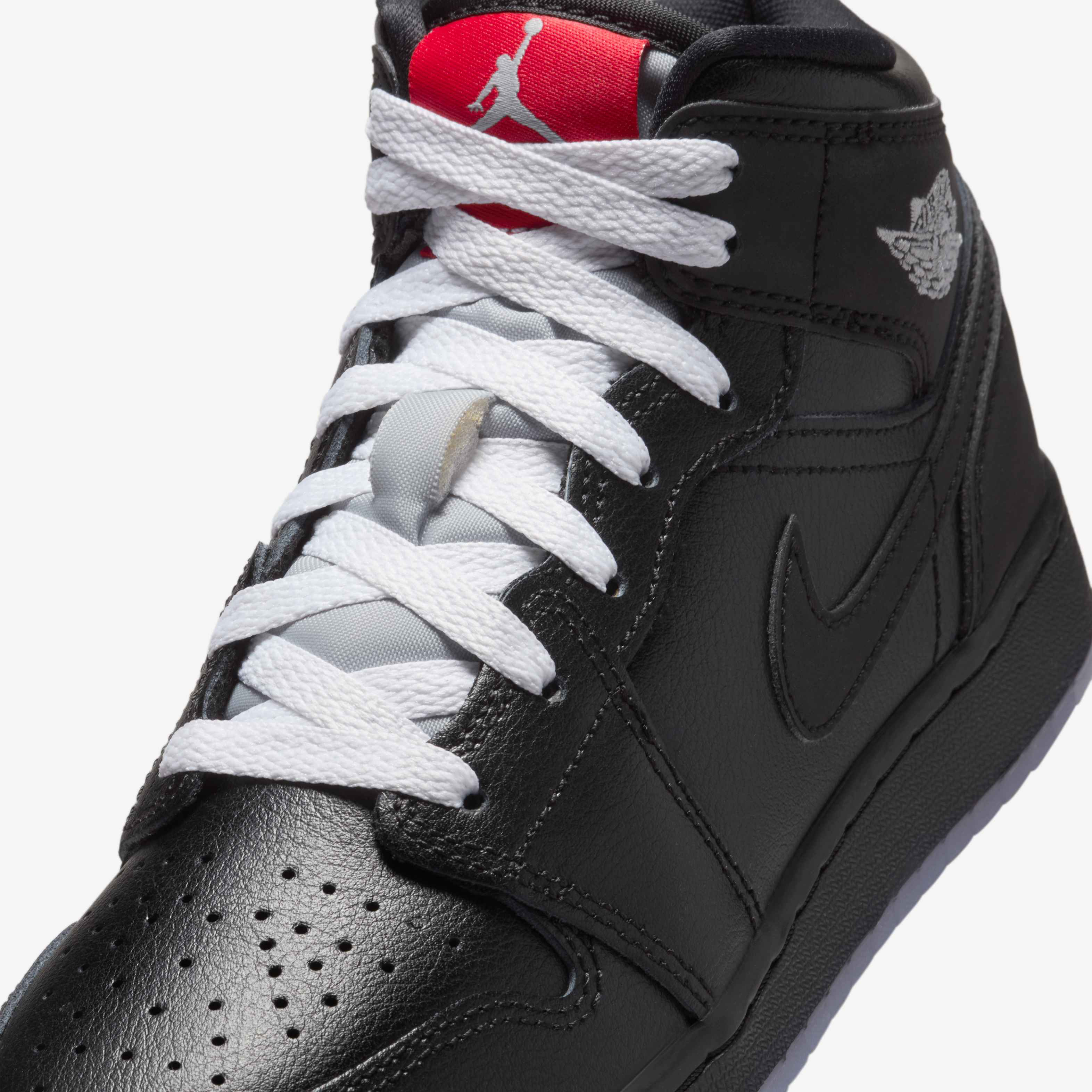 Air Jordan 1 Mid image number 6