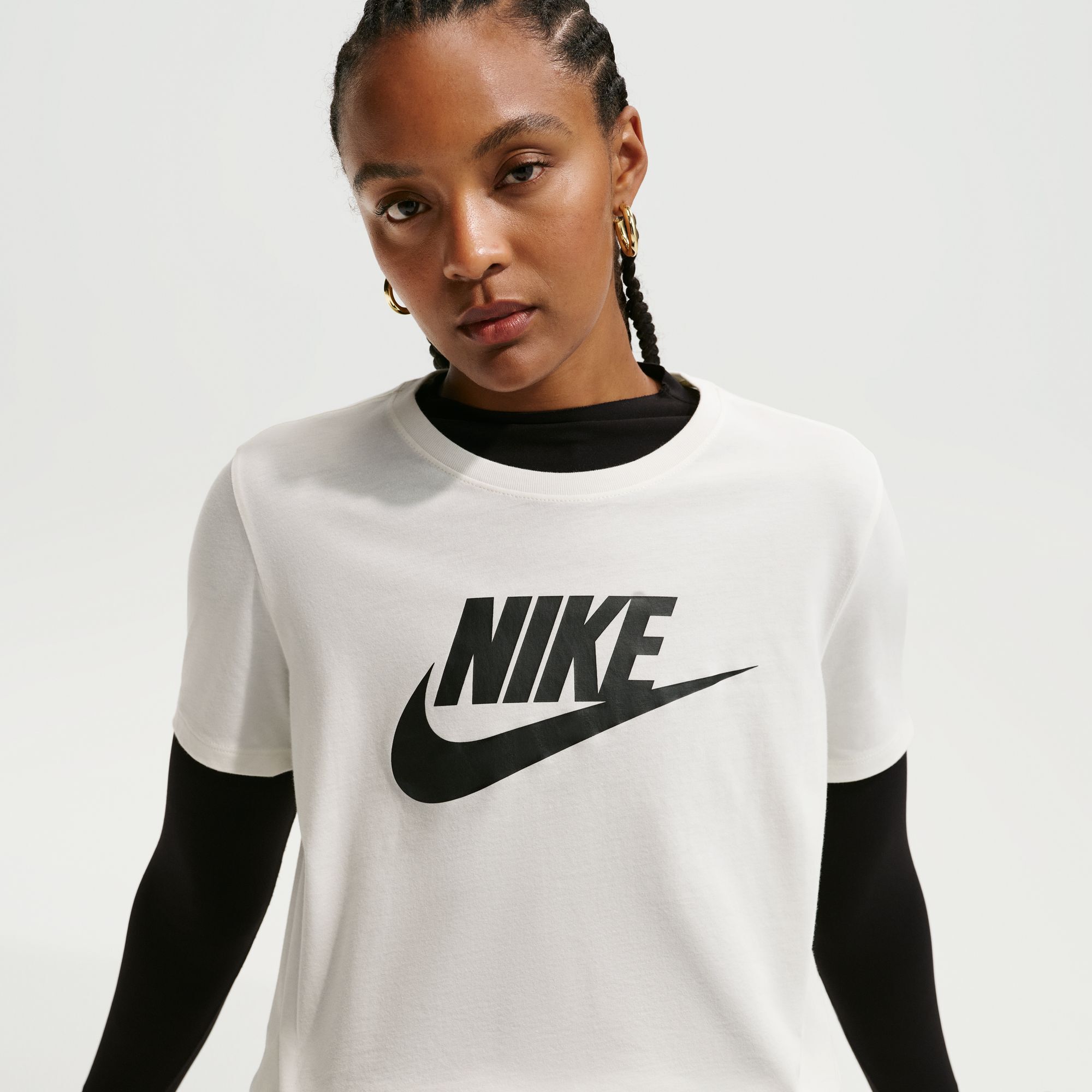 Nike Sportswear Essentials image number 4