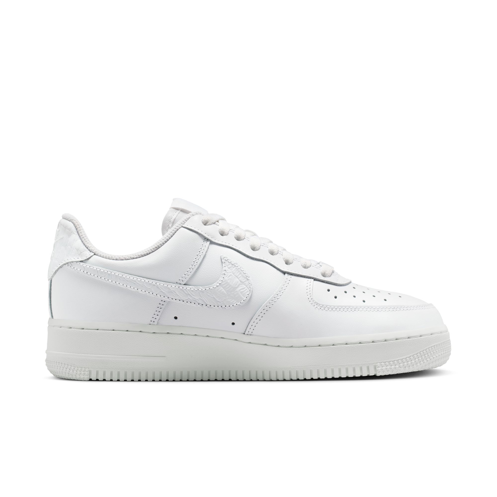 Nike Air Force 1 '07 SE image number 6