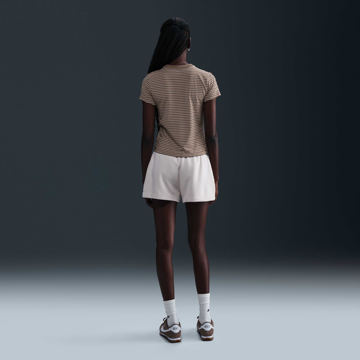 نايكي سبورتسوير تشيل نت image number 4 نايكي سبورتسوير تشيل نت image number 4