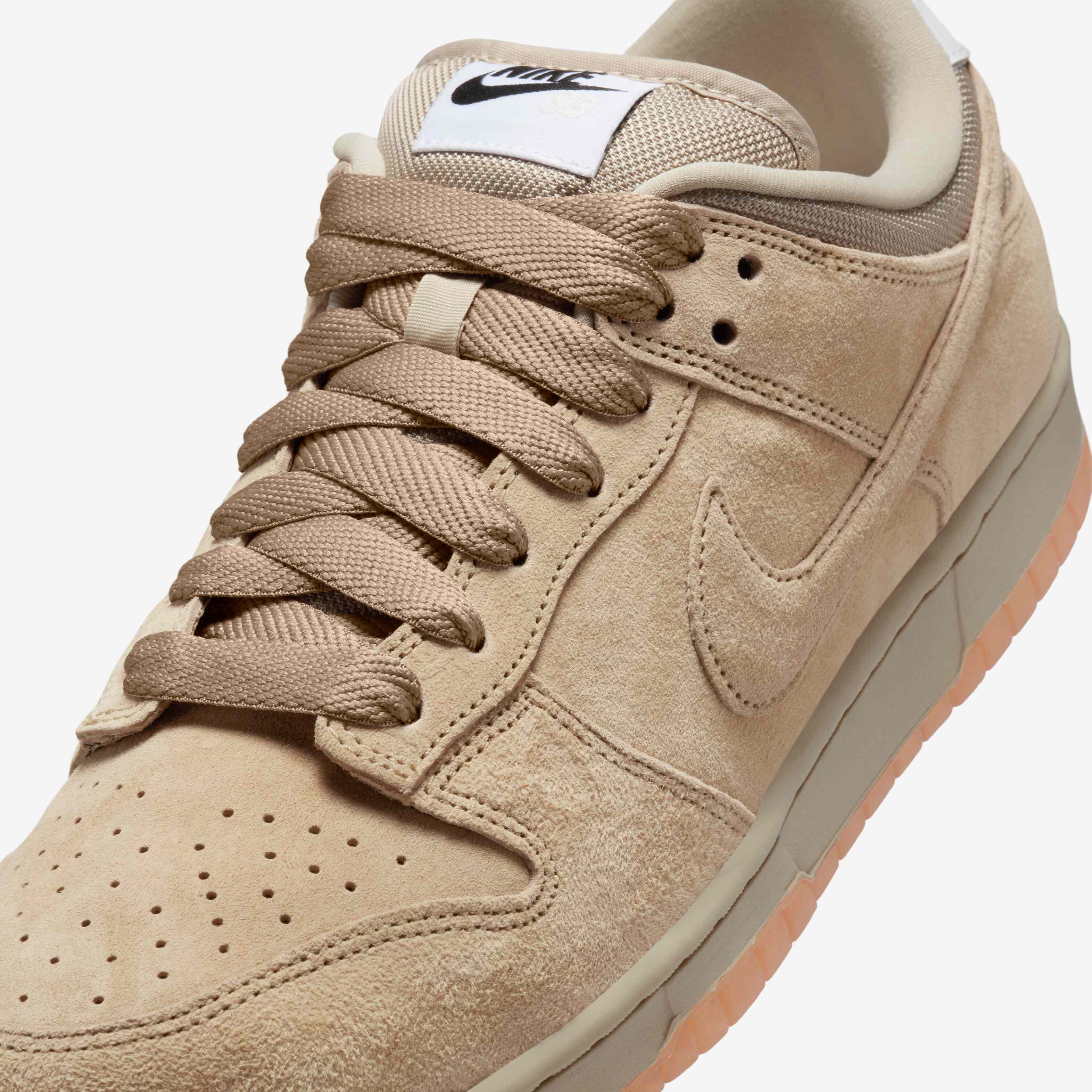 Nike SB Dunk Low Pro B image number 6