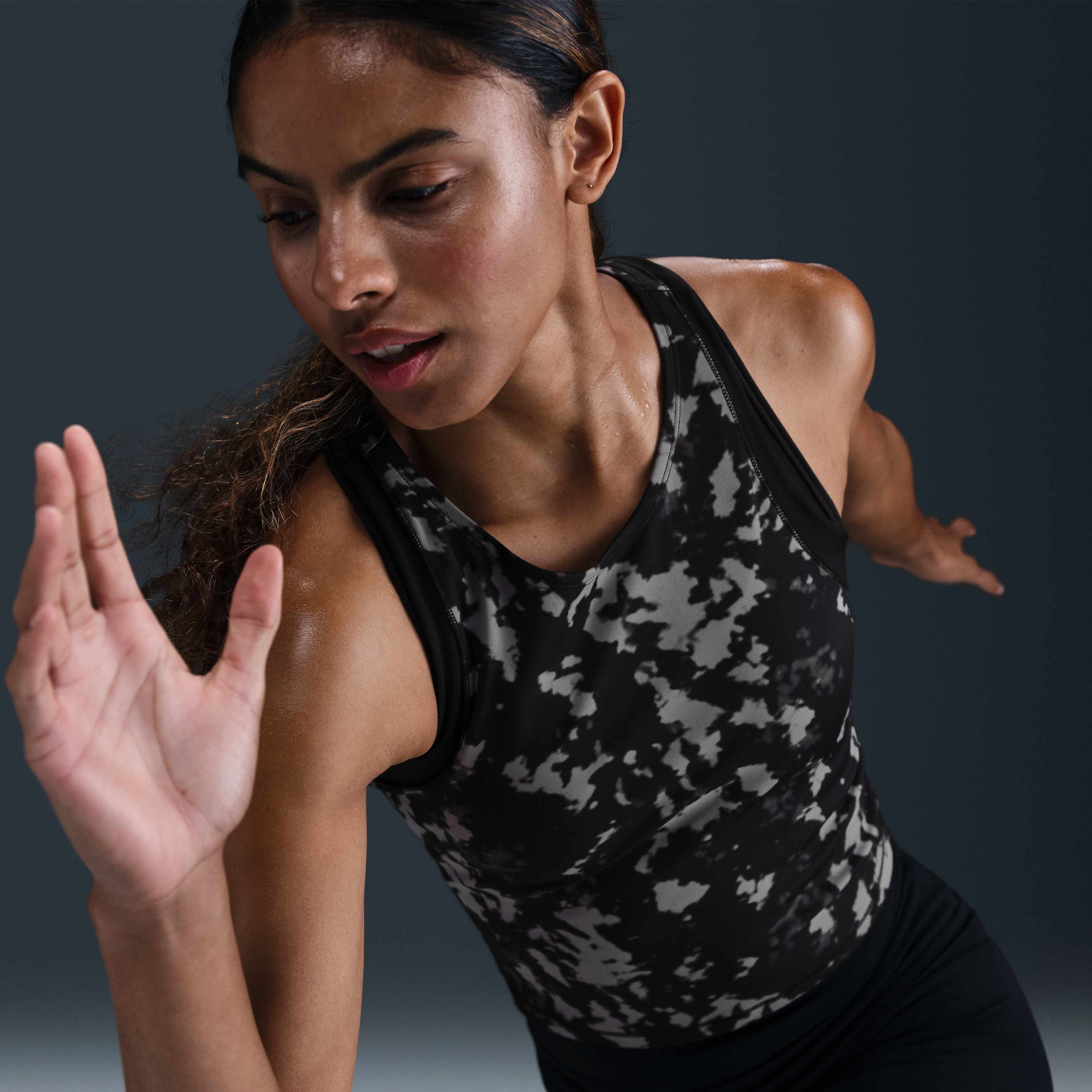 Nike One Fitted image number 2