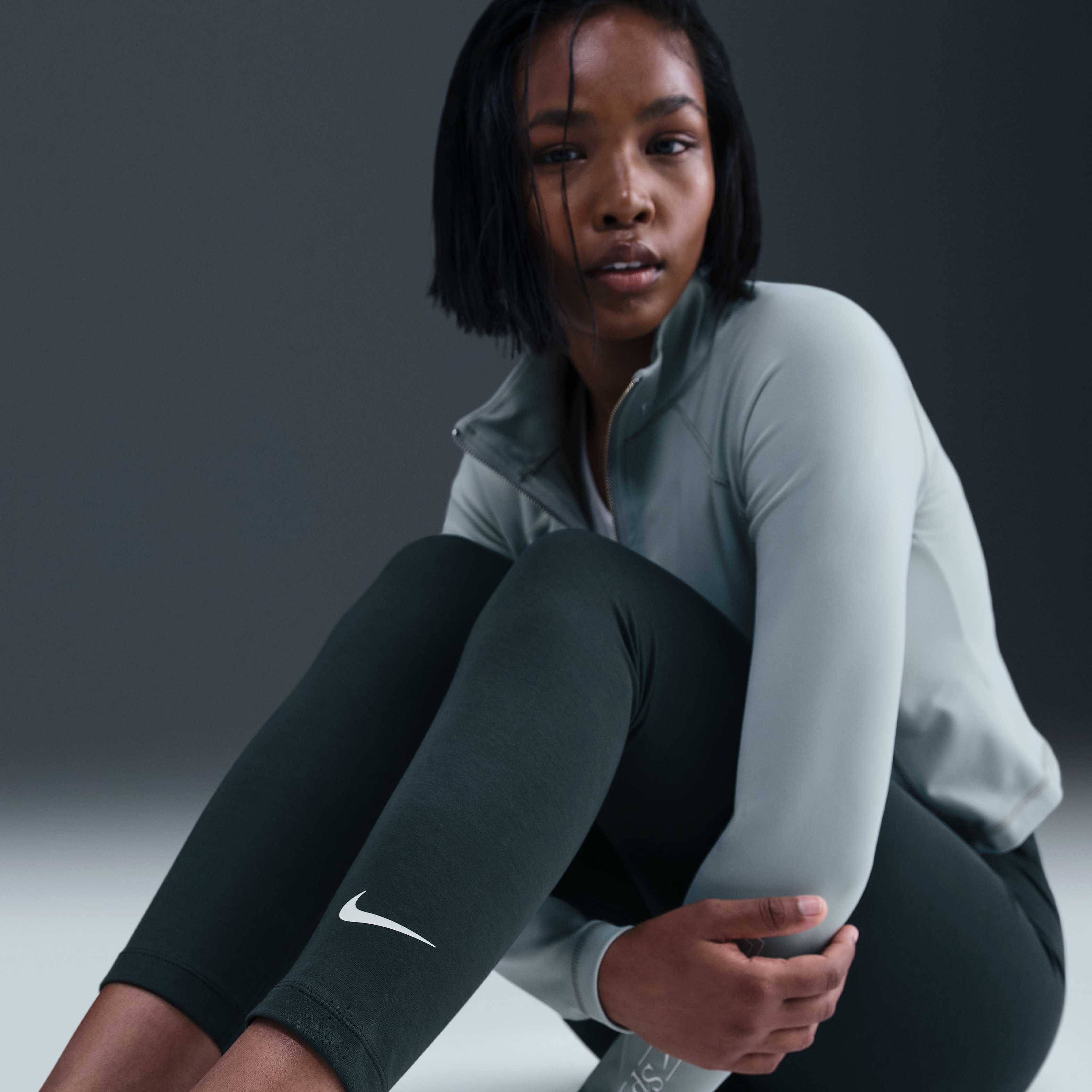 Nike Sportswear Classic image number 4