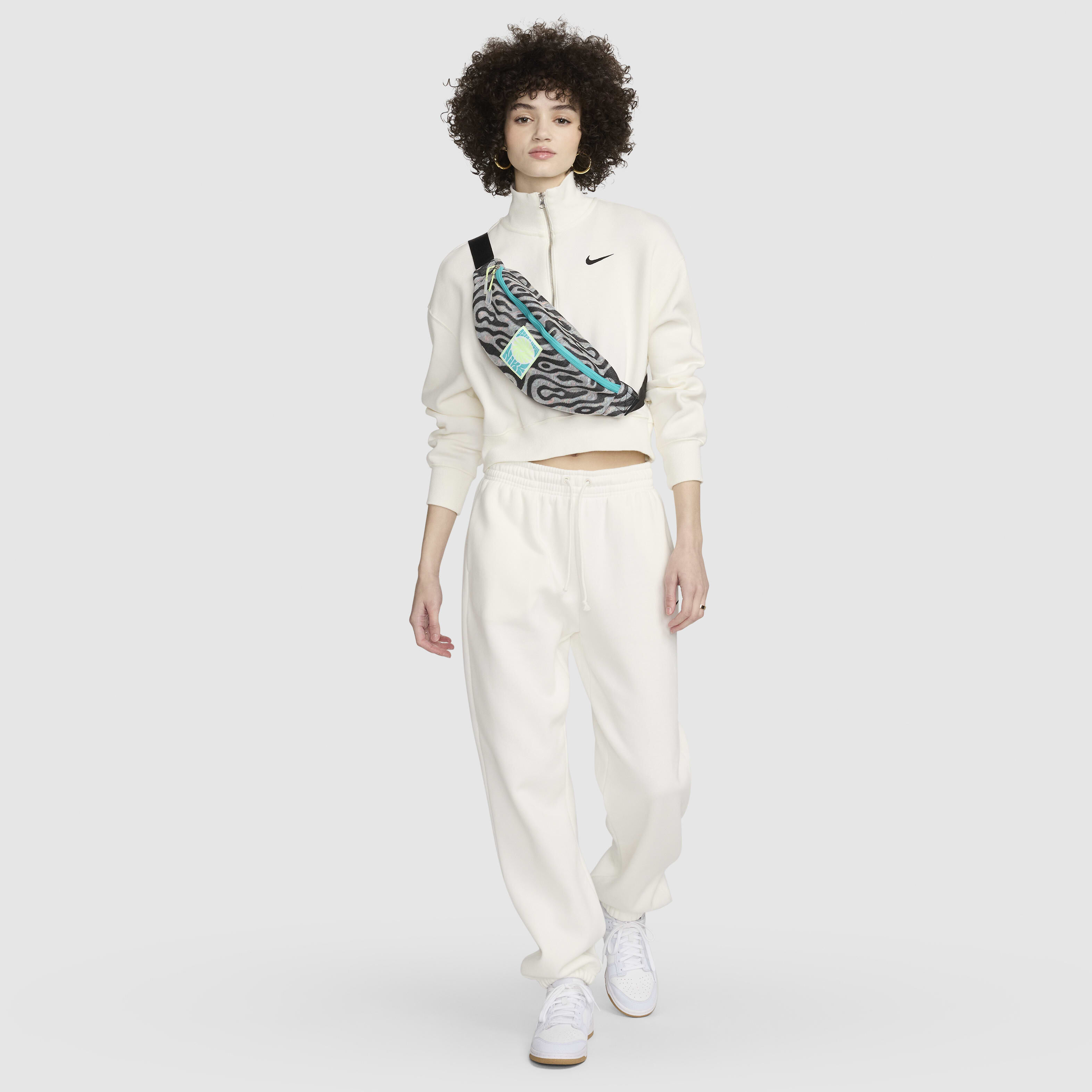 Nike Heritage image number 8