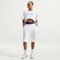 Nike Sportswear Essentials