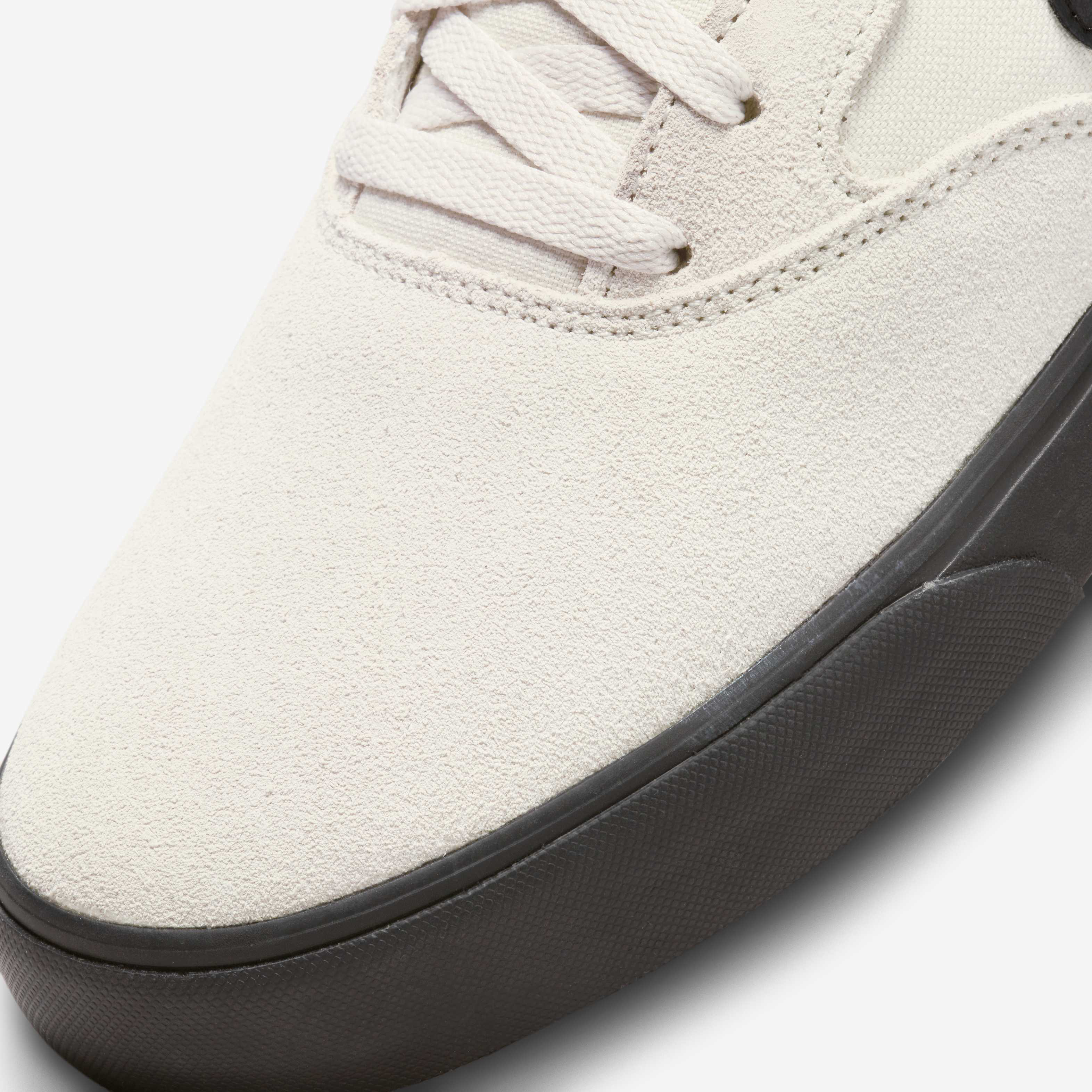 SB Chron 2 Shoe image number 6